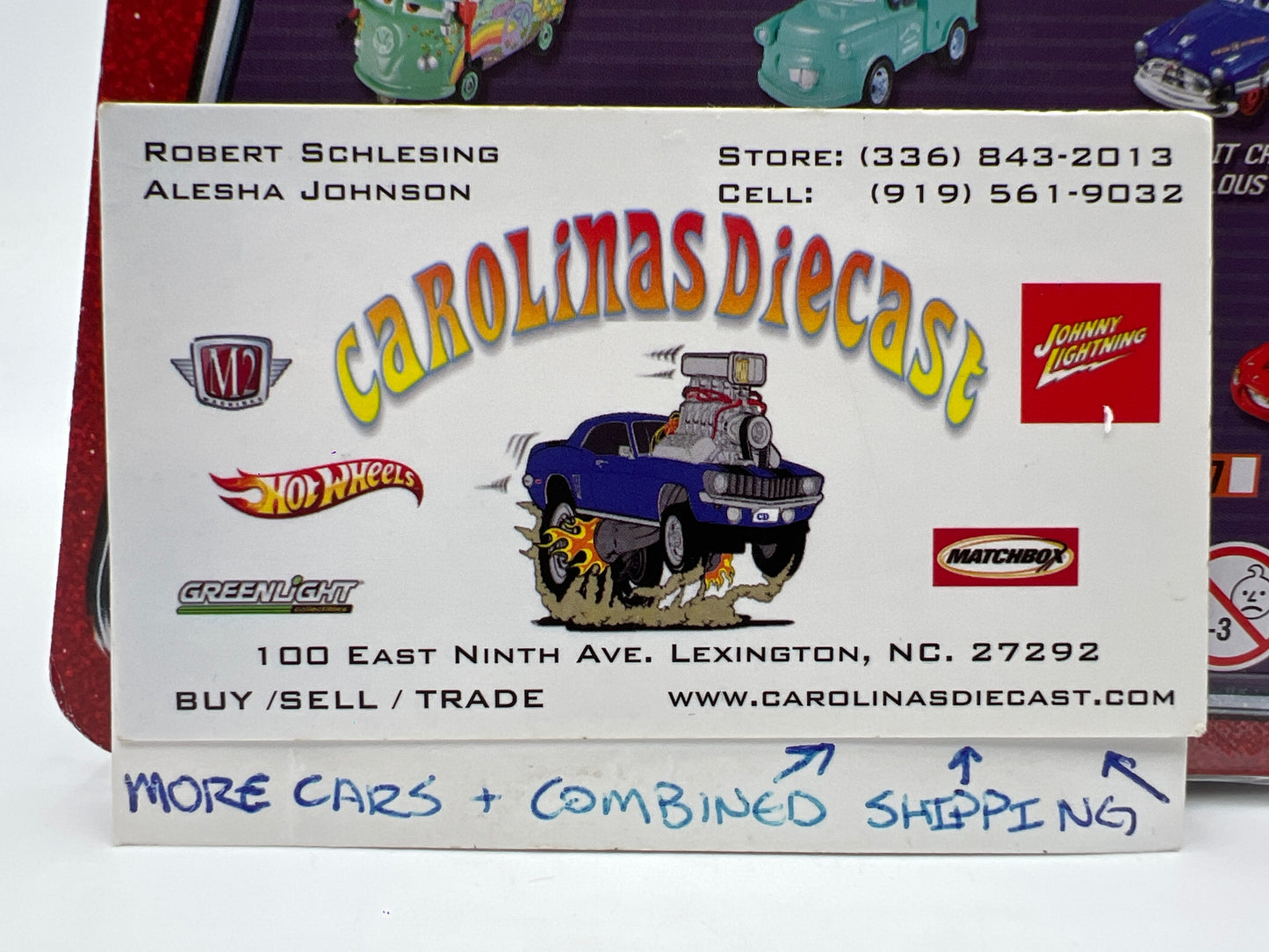 Disney Pixar The World Of Cars #37 Pit Crew Member Fillmore 139E