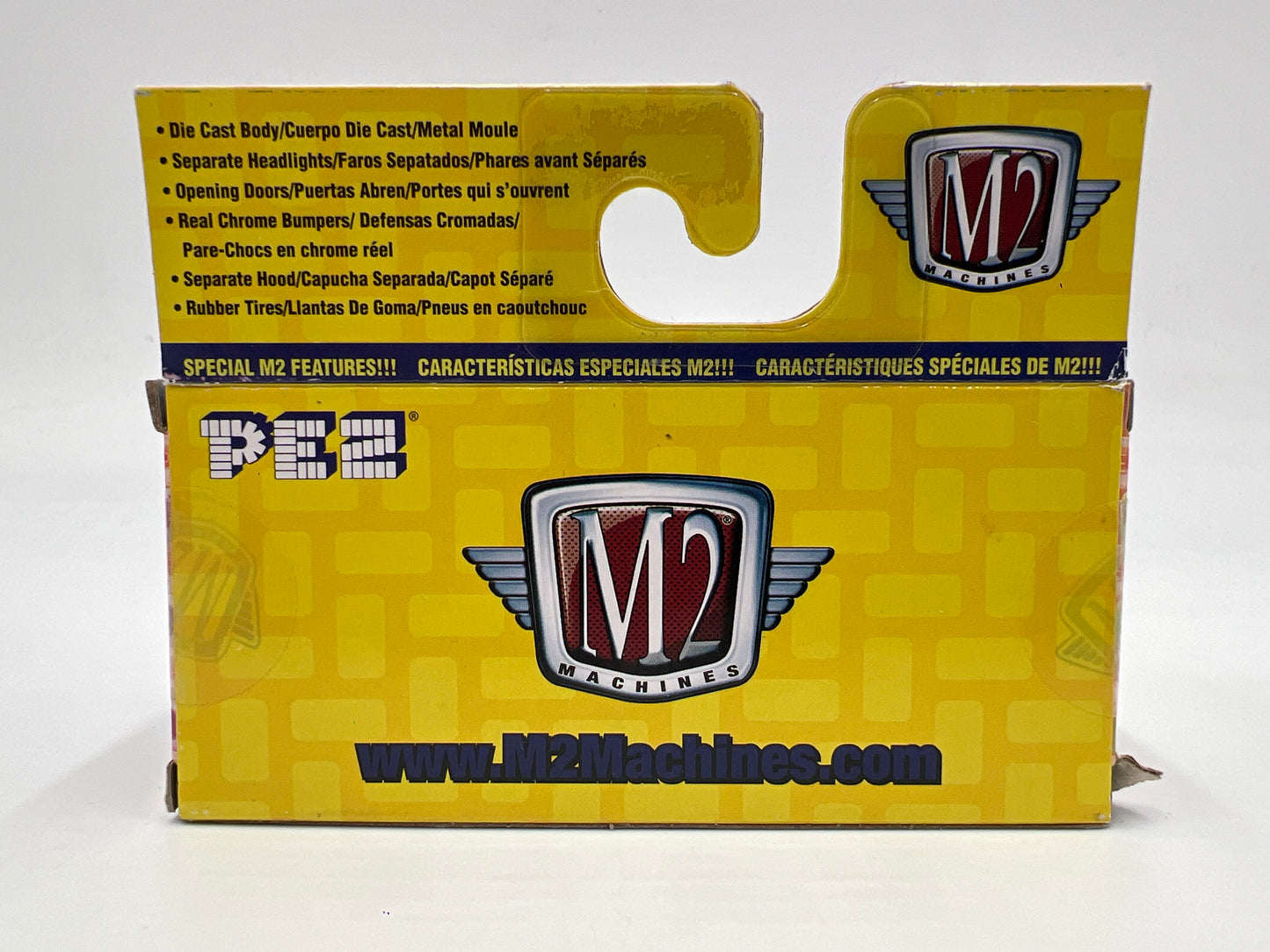 M2 Machines Walmart Exclusive Pez 1967 VW Beetle Deluxe USA Model Purple WMTS13