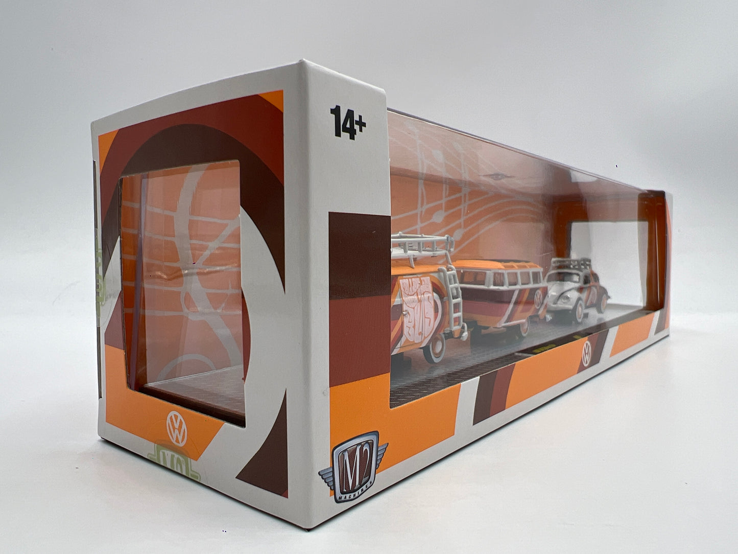 M2 Machines Auto Haulers 1960 VW Delivery Van & 1953 VW Beetle Deluxe USA Model R90