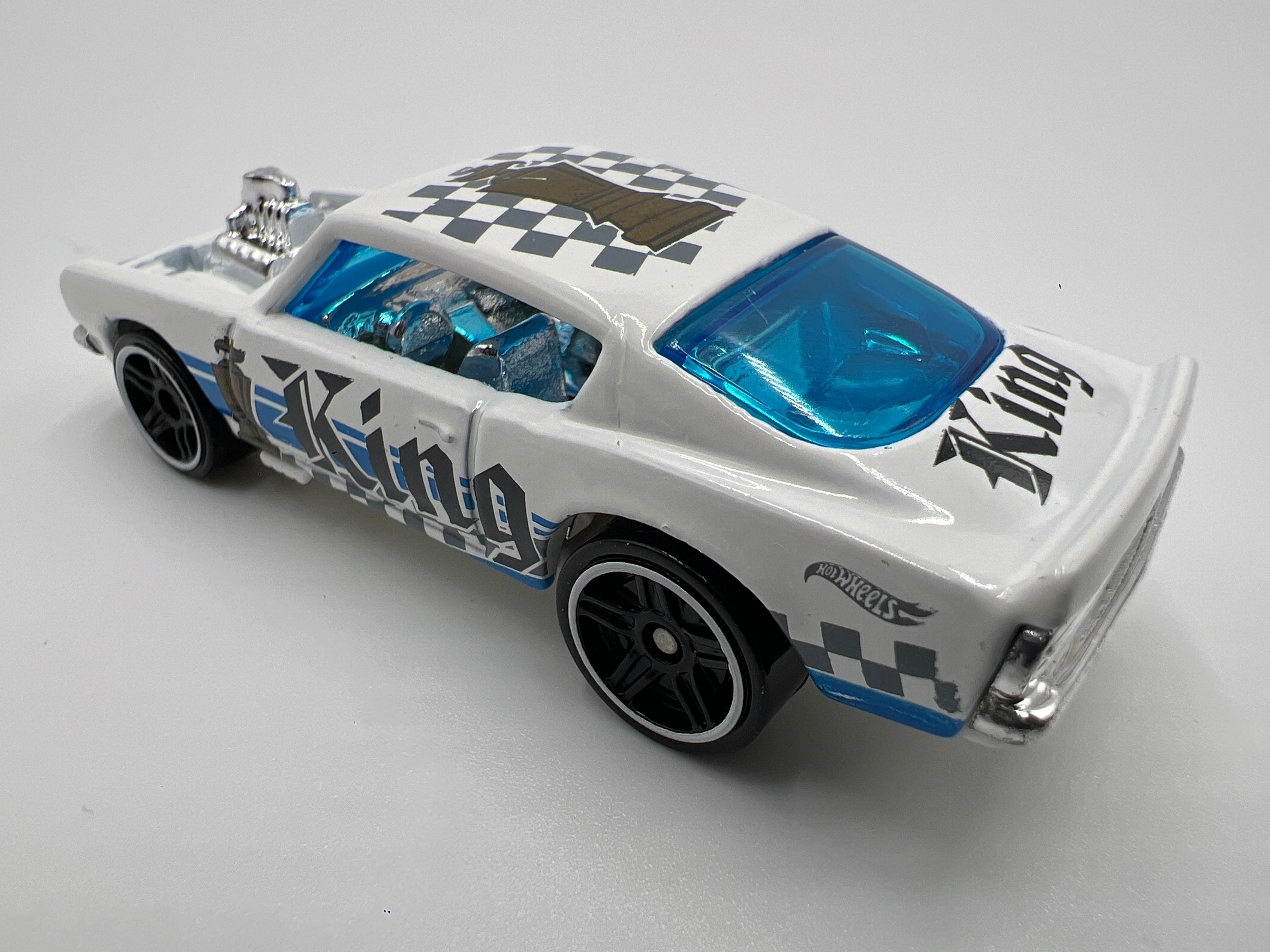 Hot Wheels 1/64 Plymouth Barracuda King Cuda White Loose