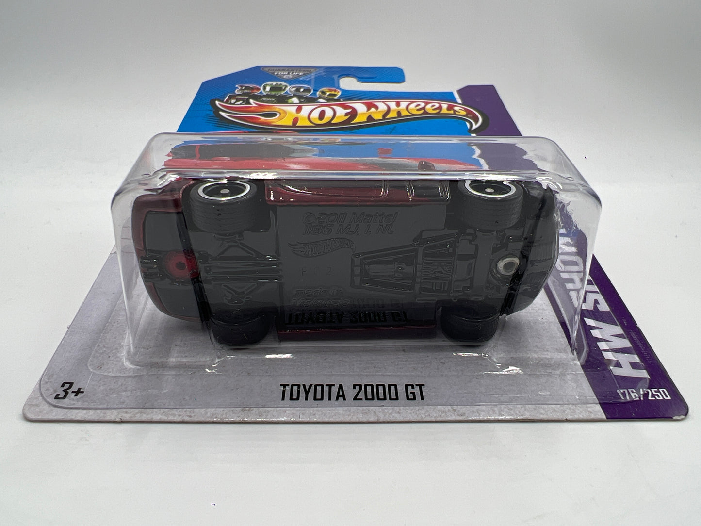 2013 Hot Wheels Super Treasure Hunt #176 Toyota 2000 GT Red W/Protector