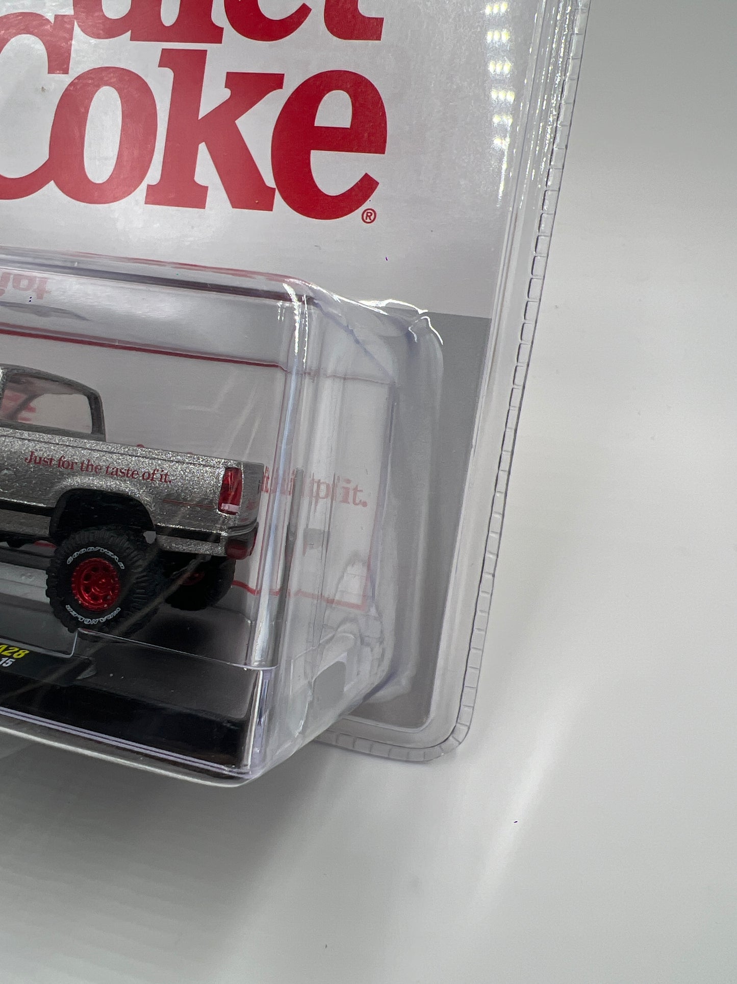 M2 Machines Coca Cola Diet Coke CHASE 1998 GMC Sierra 1500 4x4 Silver A28