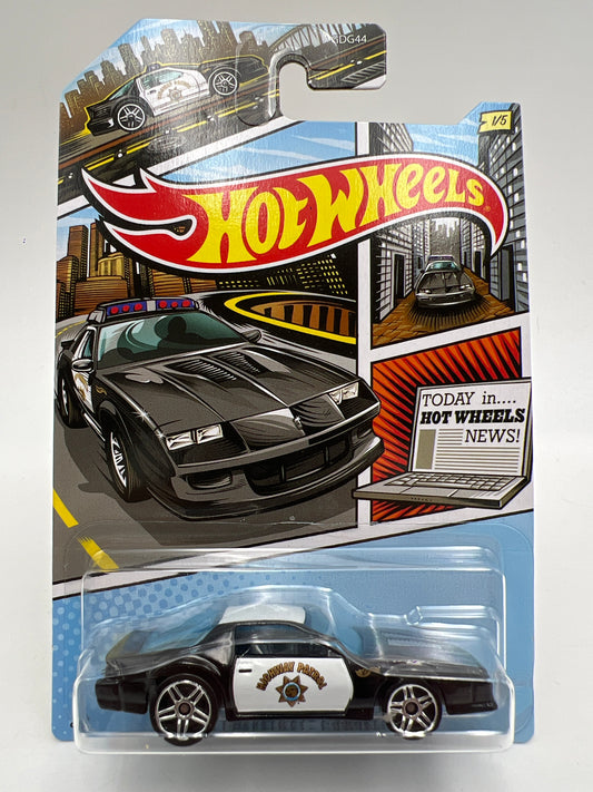 Hot Wheels Police Art Series #1 85 Chevrolet Camaro IROC Black/White 168B