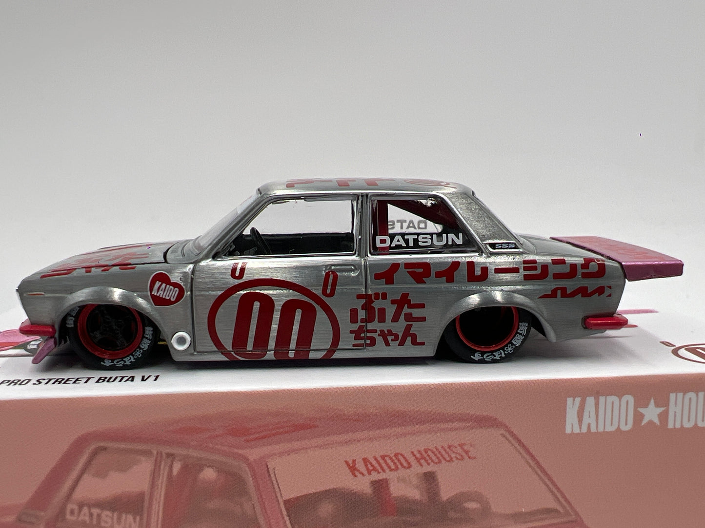 Mini GT Kaido House #161 CHASE Datsun 510 Pro Street Buta V1