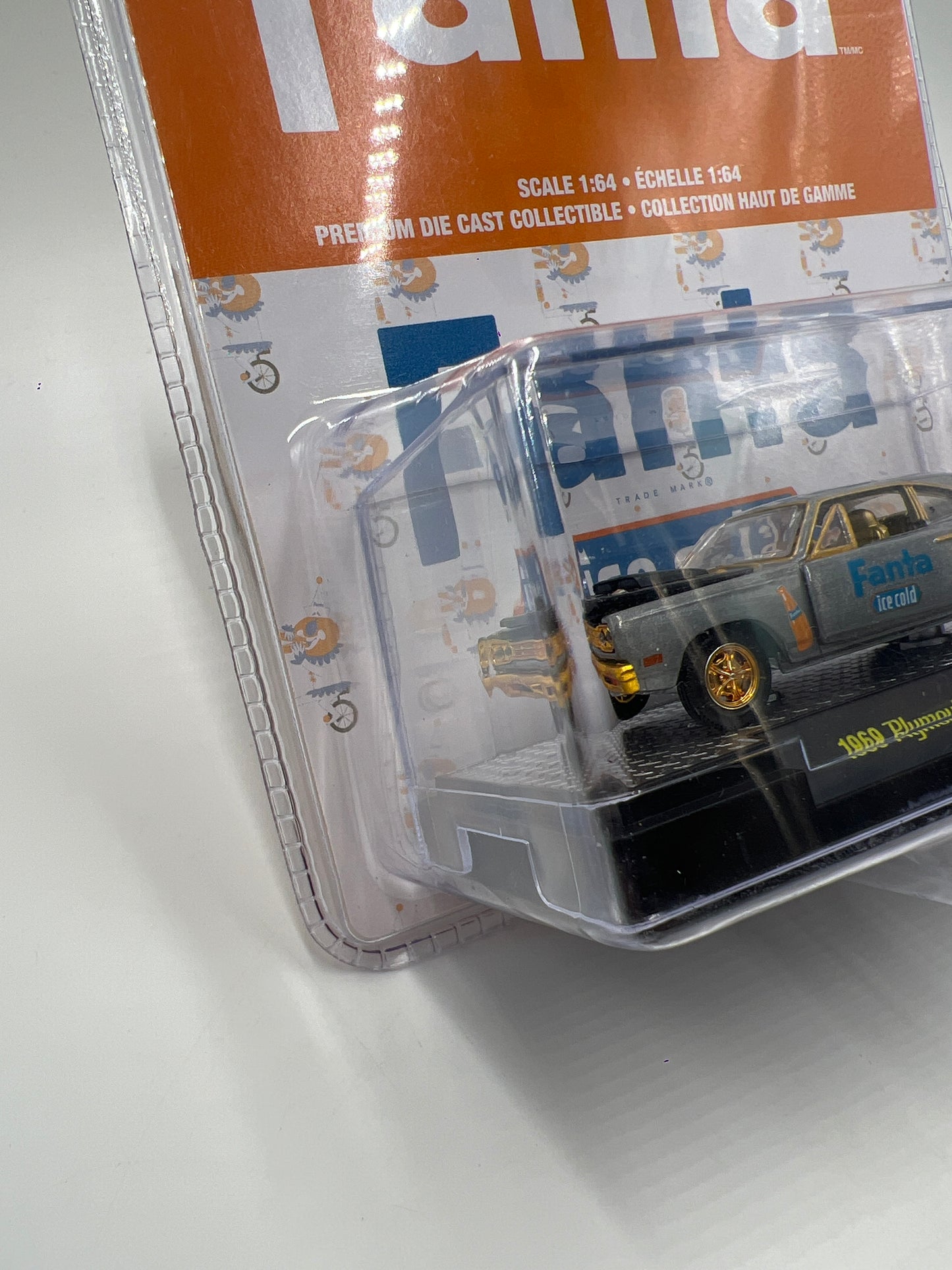 M2 Machines Fanta RAW CHASE 1/250 1969 Plymouth Road Runner A10 VHTF