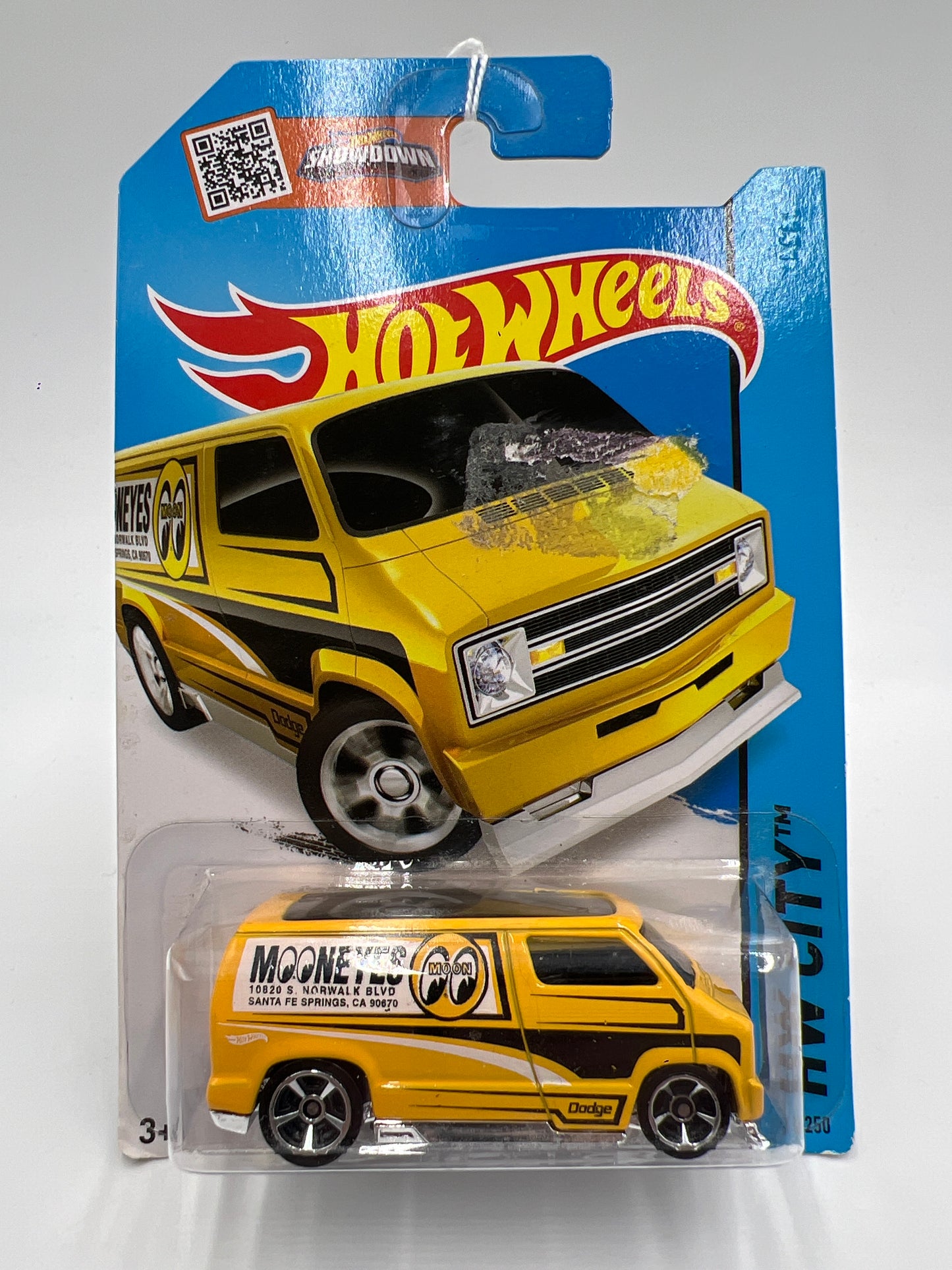 2014 Hot Wheels City #20 Custom 77 Dodge Van Yellow Mooneyes 53B