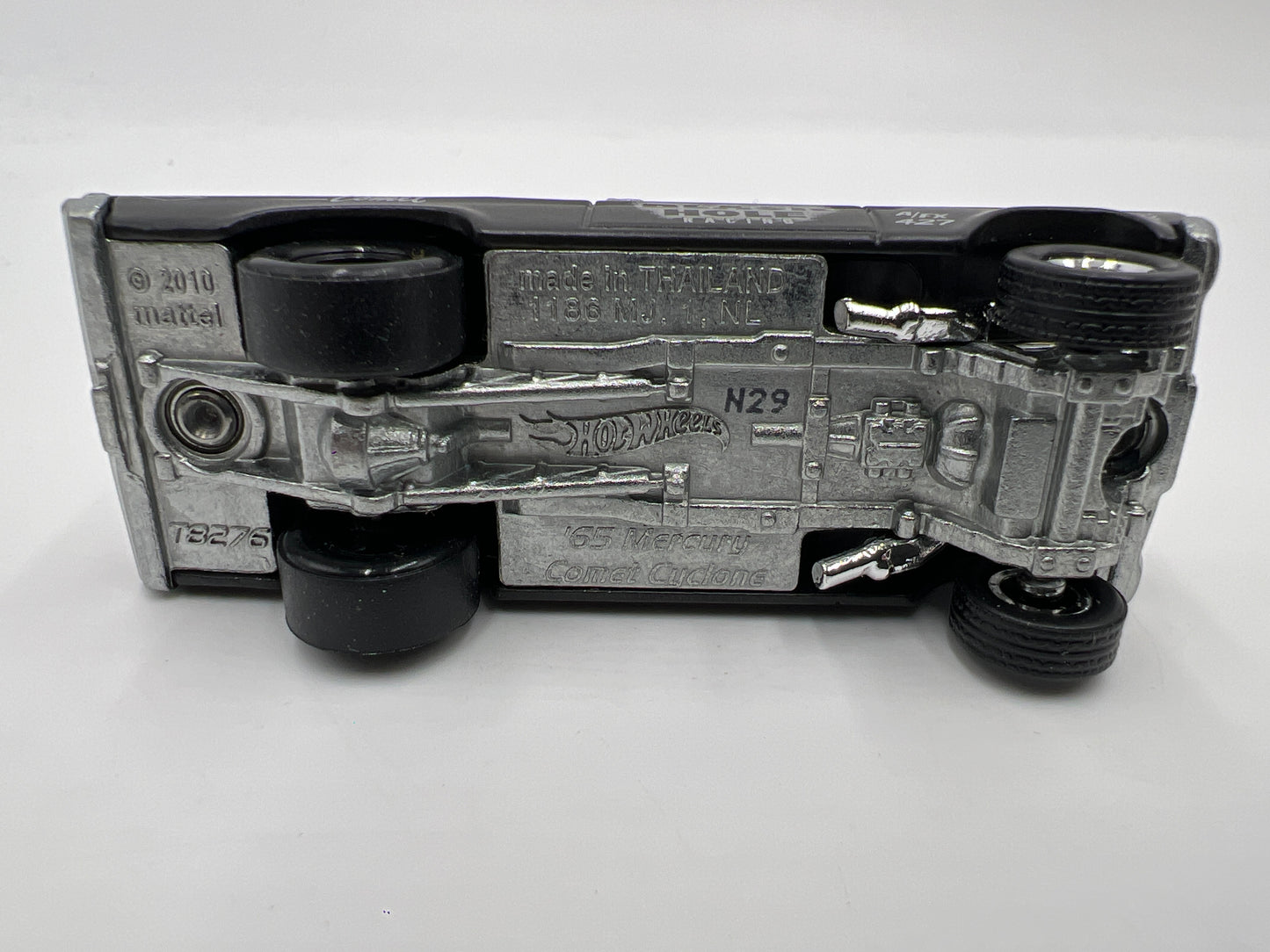 Hot Wheels 1/64 Premium Diorama Set 65 Mercury Comet Cyclone Matte Black Hole Loose