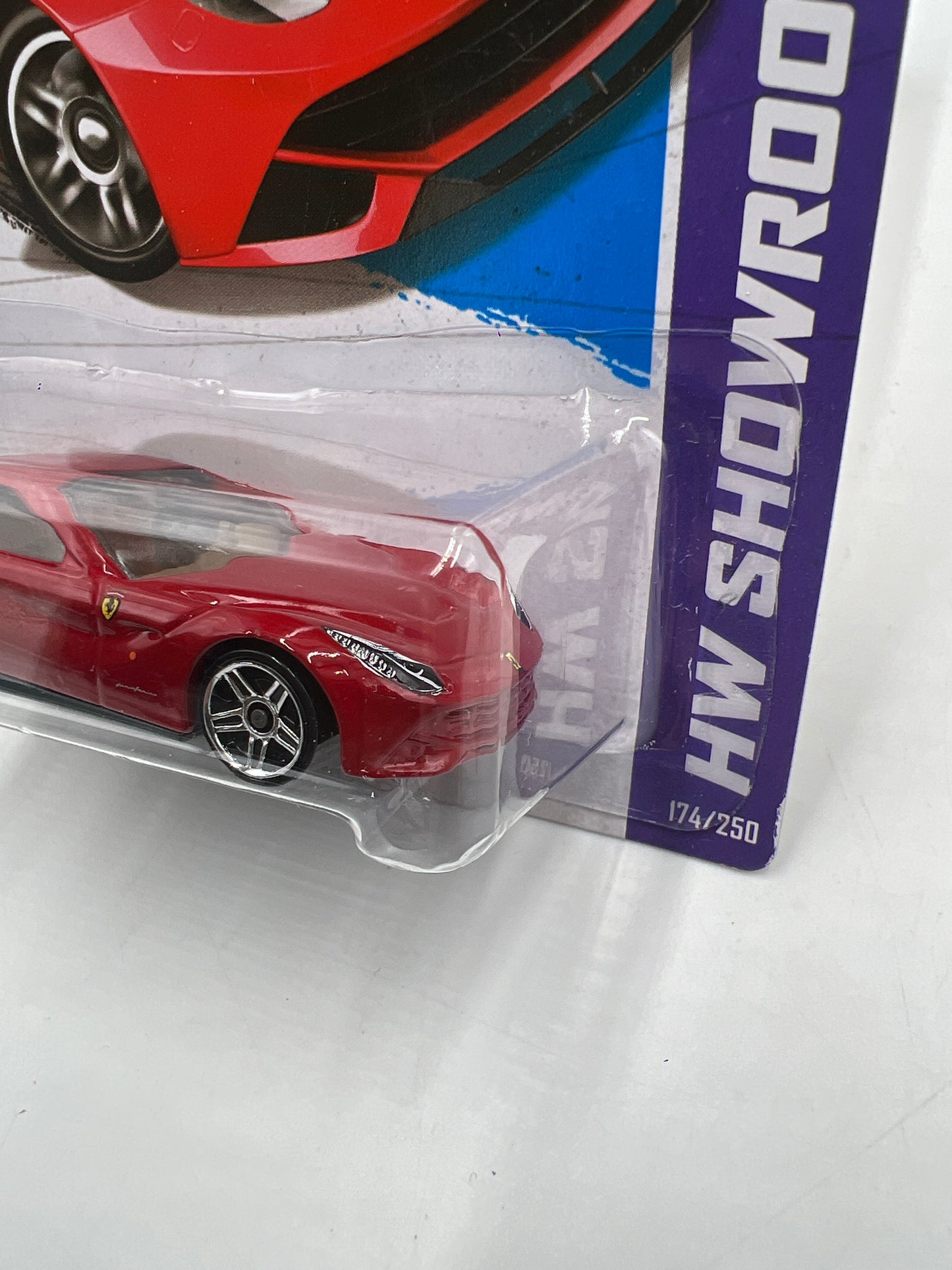 2013 Hot Wheels Showroom #174 Ferrari F12Berlinetta Red