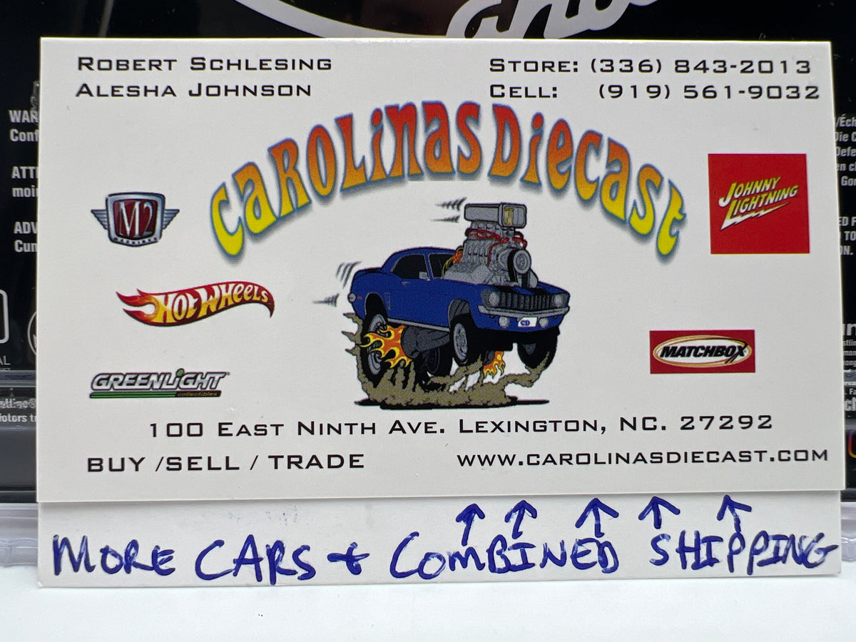 M2 Machines Model Kits R90 Maui & Sons 1995 GMC Safari Van White