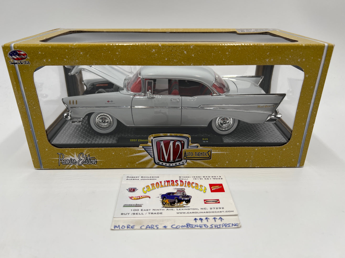 M2 Machines 1/24 Premium Edition Auto-Thentics 1957 Chevrolet Bel Air Hardtop White R49