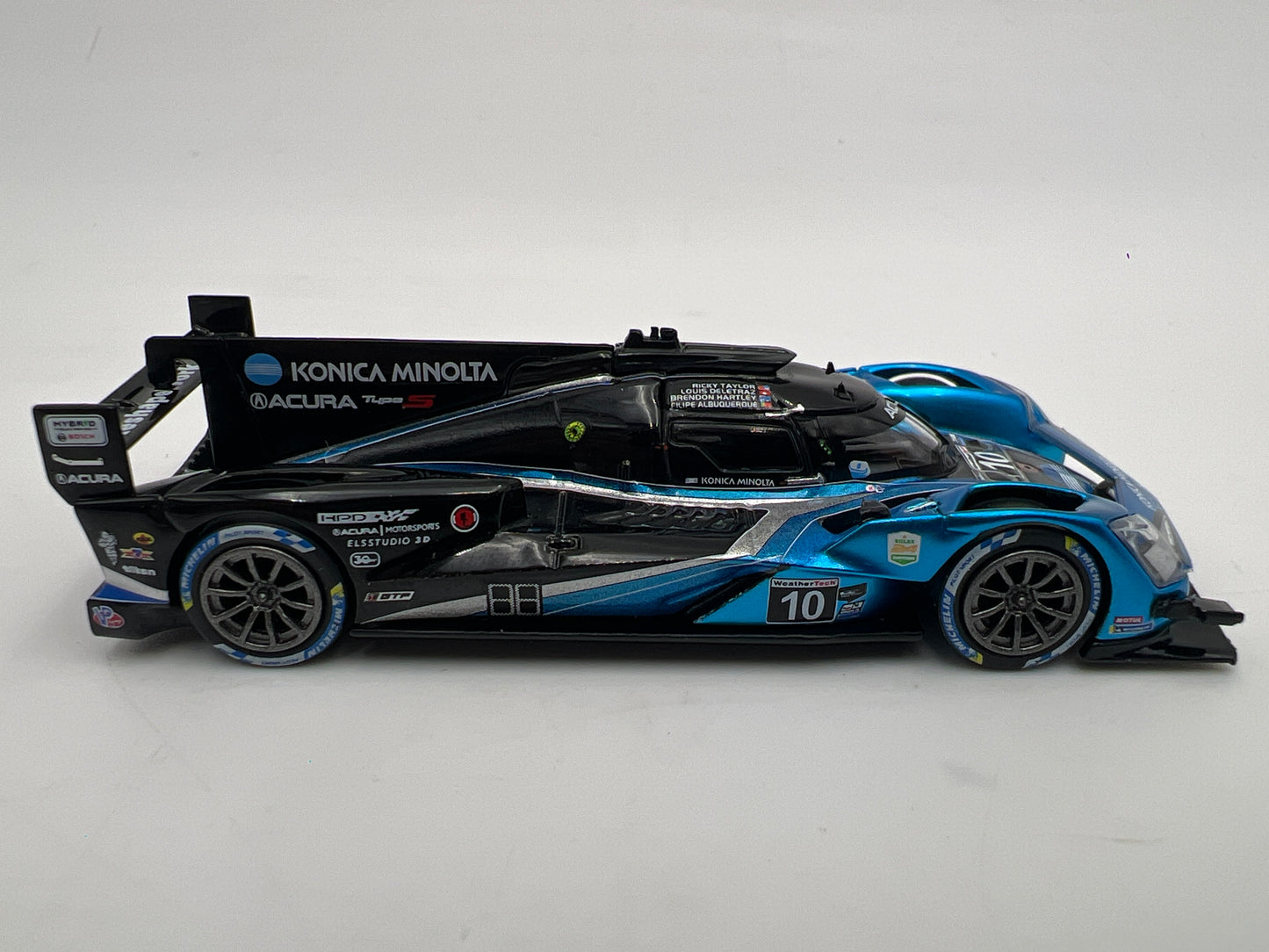 Mini GT #685 Acura ARX-06 GTP #10 2023 IMSA Daytona 24 Hrs Konica Minolta