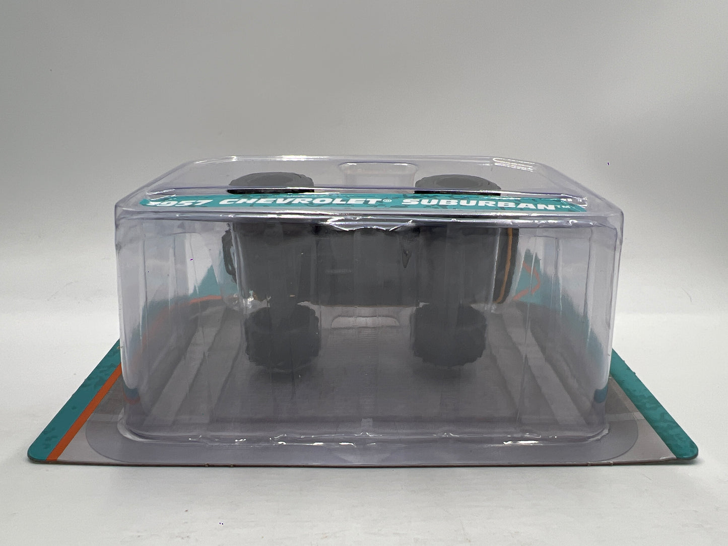 2025 Jada Just Trucks 1957 Chevrolet Suburban School Bus Yellow