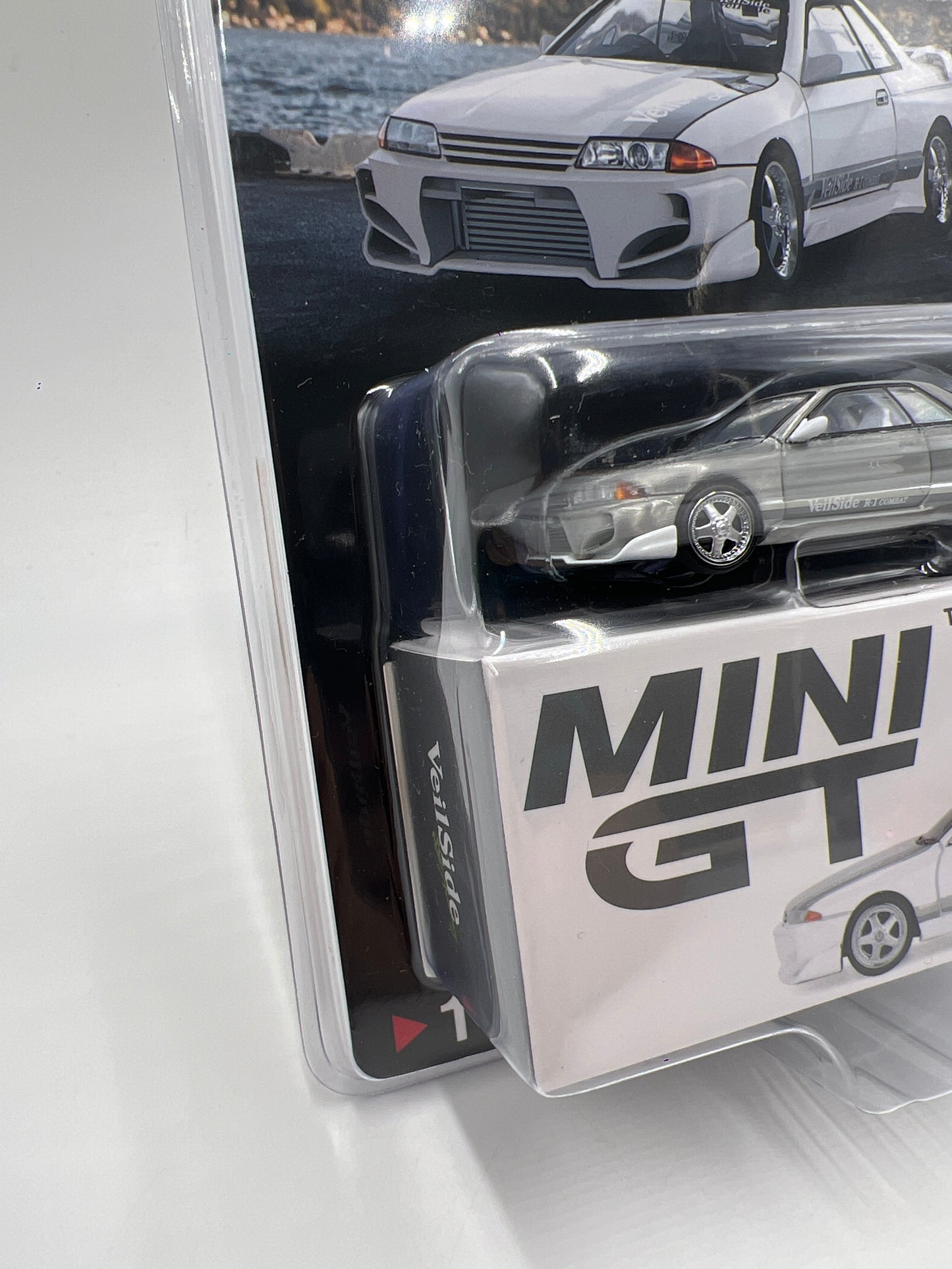 Mini GT #1066 CHASE Nissan Skyline GT-R R32 VeilSide Combat C-I