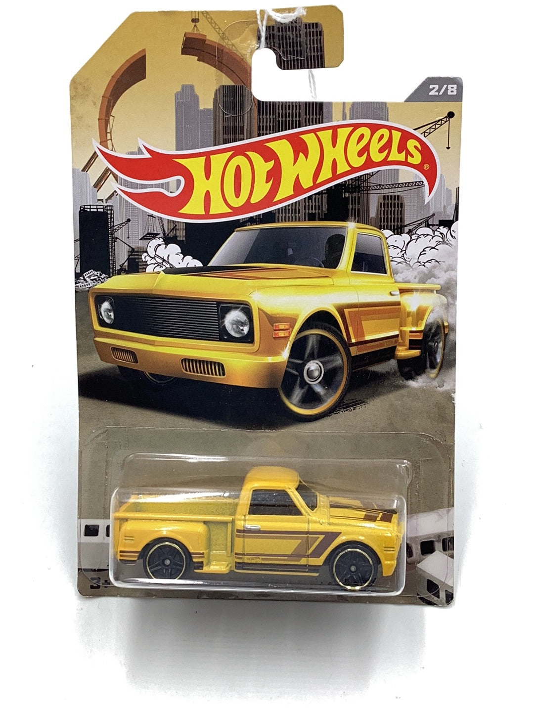 Hot wheels RAD series custom 69 Chevy pick up 2/8