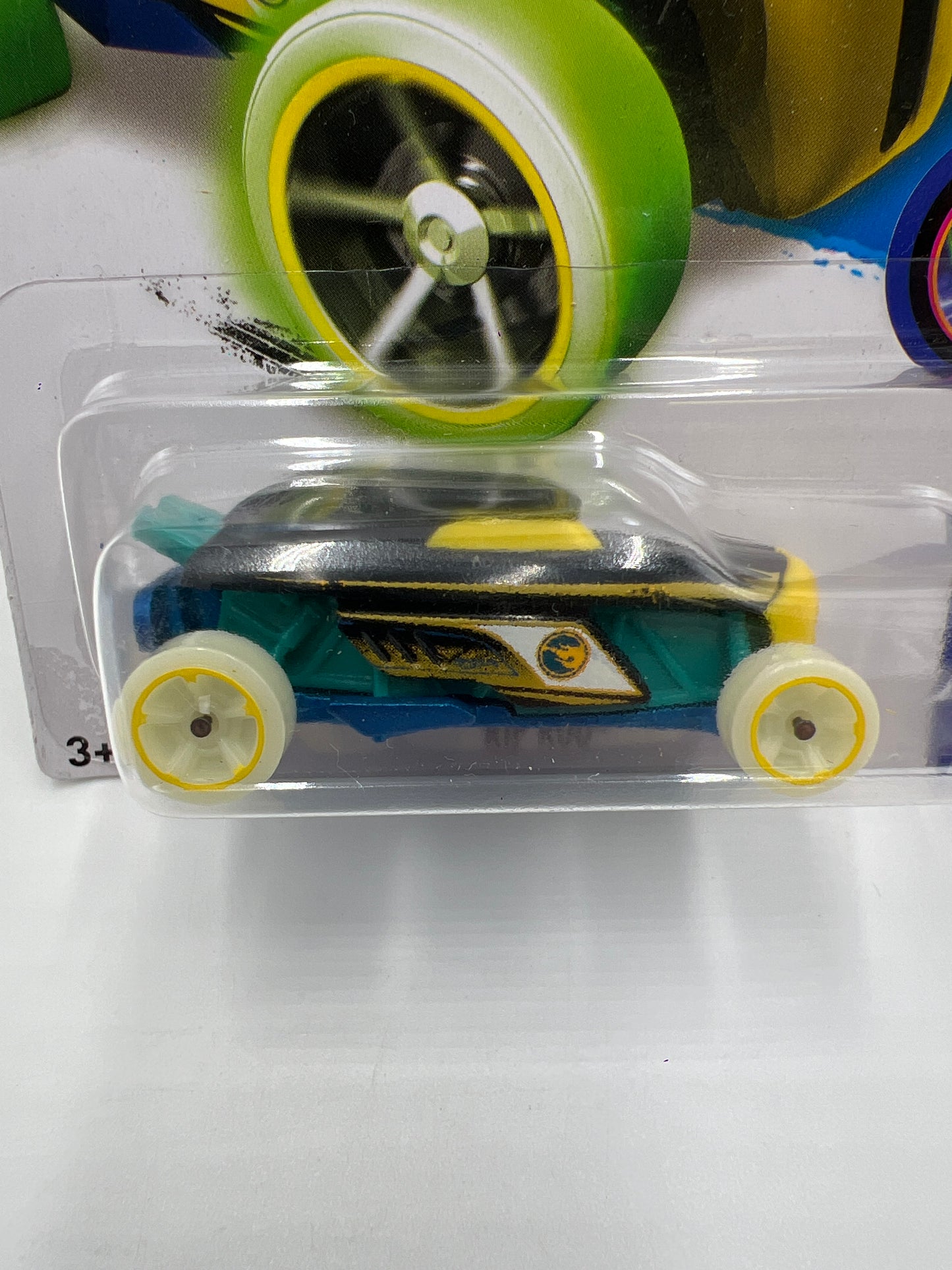 2016 Hot Wheels Glow Wheels Treasure Hunt #50 Rip Rod 274H
