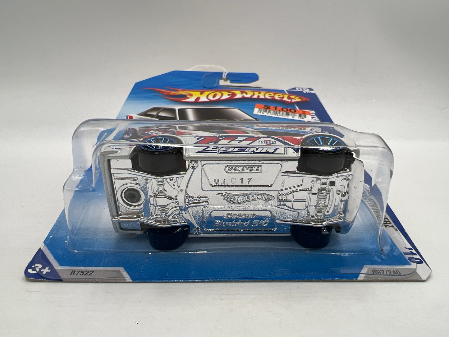 2010 Hot Wheels Nightburnerz #97 Datsun Bluebird 510 White 84A