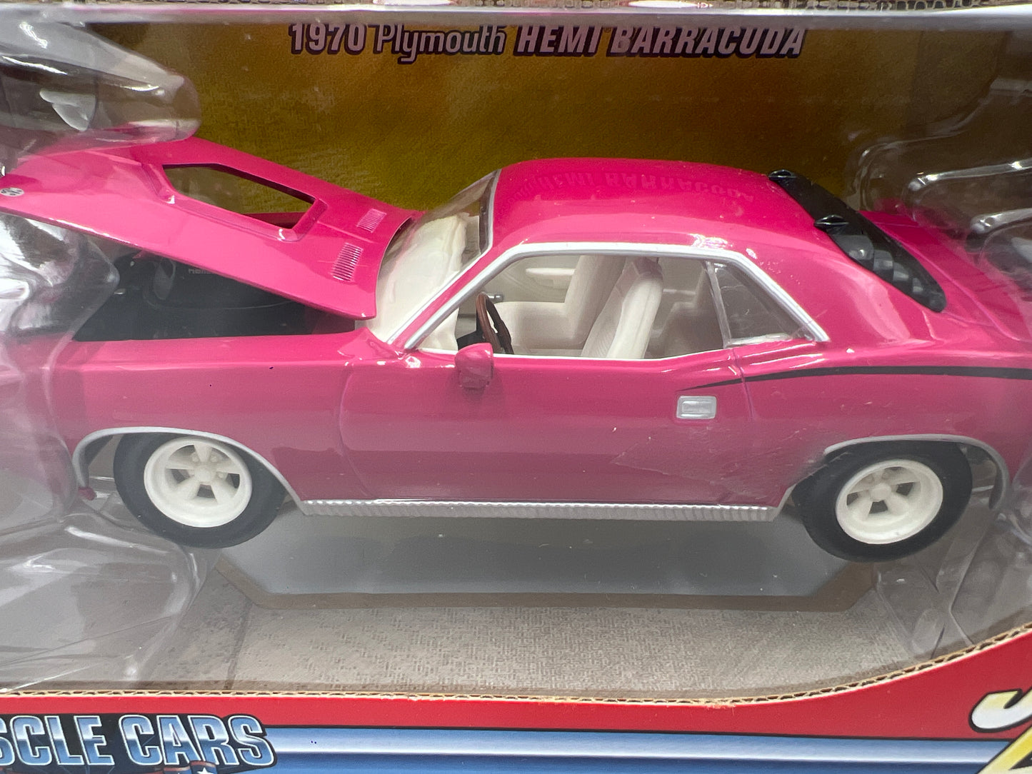 Johnny Lightning 1:24 Scale White Lightning Chase Muscle Cars 1970 Plymouth Hemi Barracuda Pink VHTF