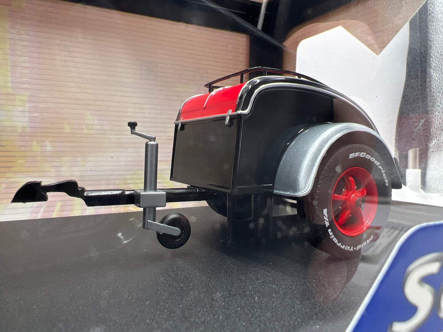 Solido 1:18 Scale The A Team Kool Kombi W/Trailer