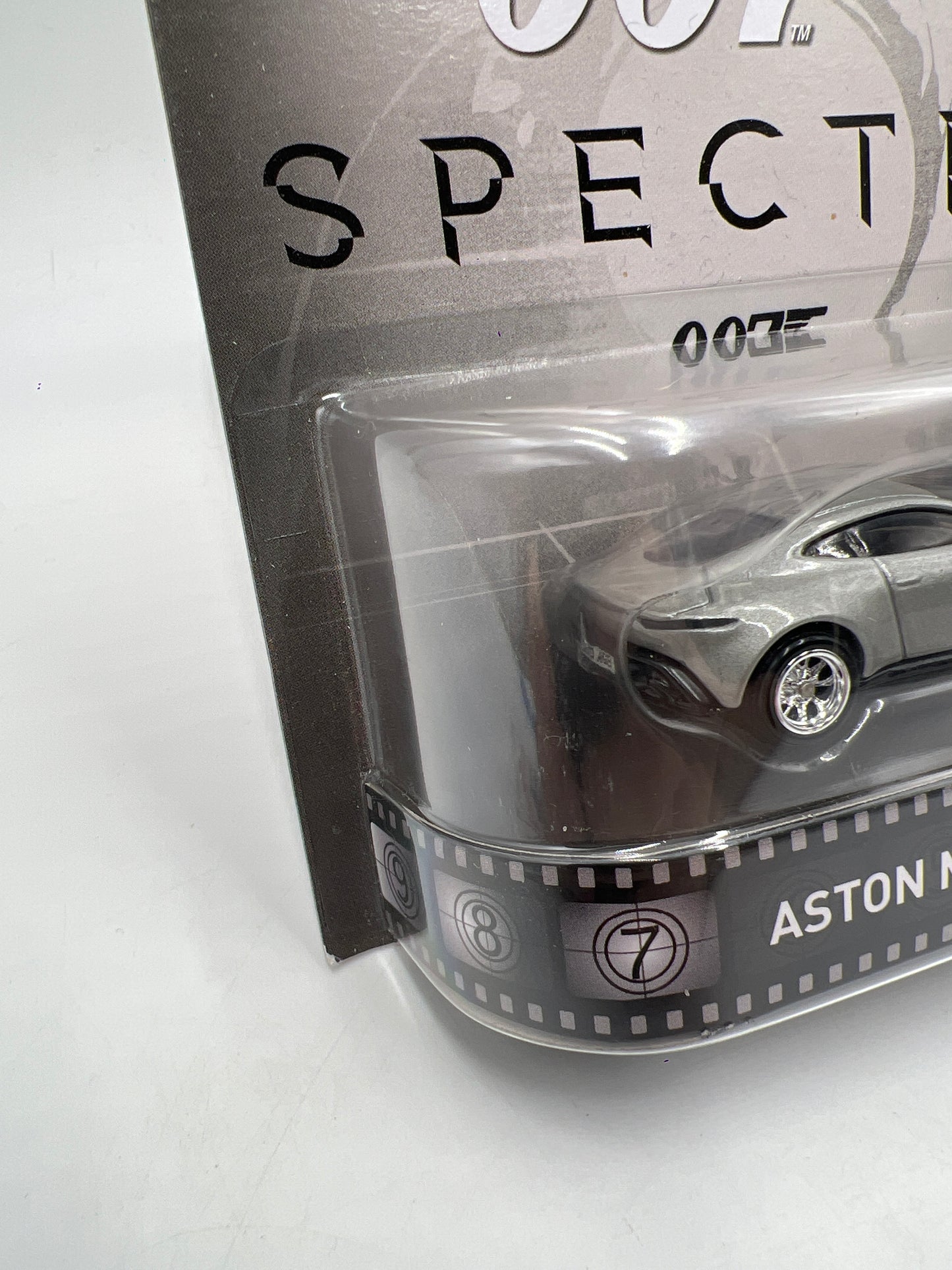 Hot Wheels Premium Retro Entertainment 007 Spectre Aston Martin DB10 Silver 244C