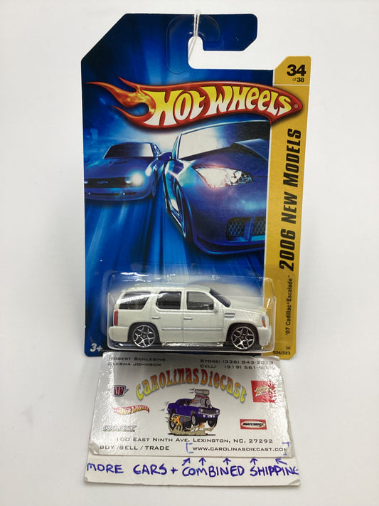 2006 Hot Wheels #034 07 Cadillac Escalade White 53B