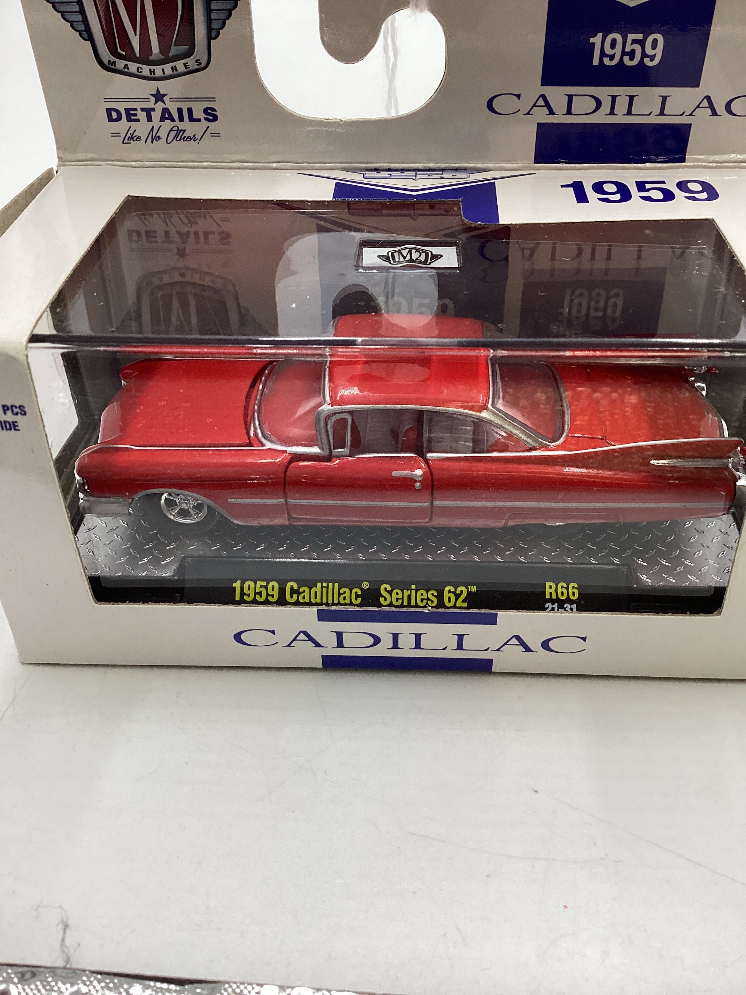 M2 Machines 1959 Cadillac Series 62 Red R69 – carolinasdiecast