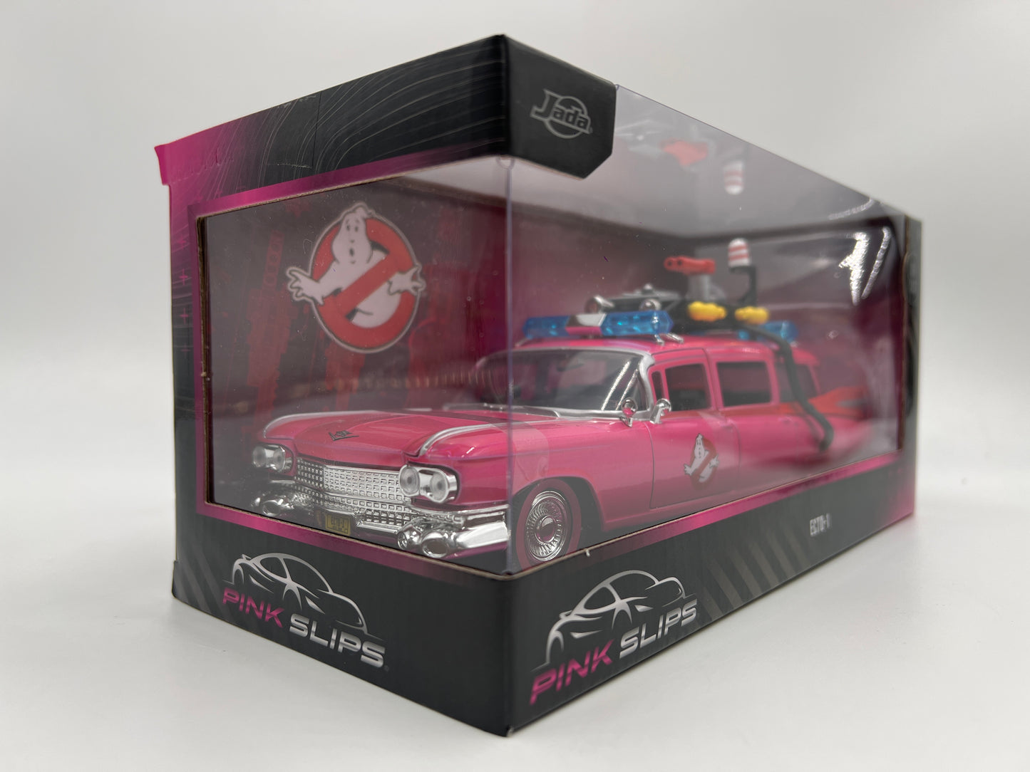 Jada Pink Slips 1/24 Chase Ghostbusters Ecto-1 Pink