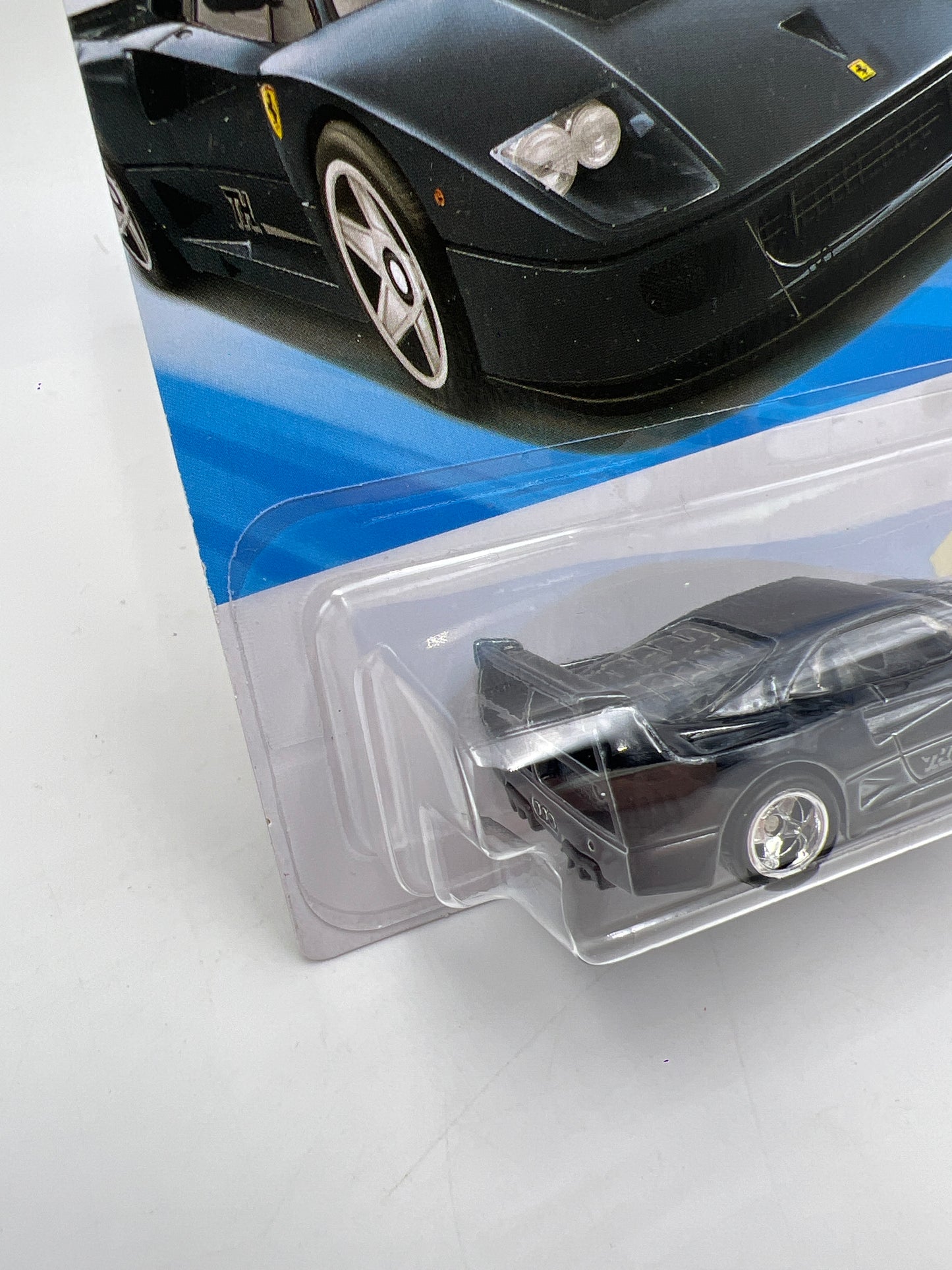2026 Hot Wheels Super Treasure Hunt #63 Ferrari F40 Competizione W/pro Cracked Blister