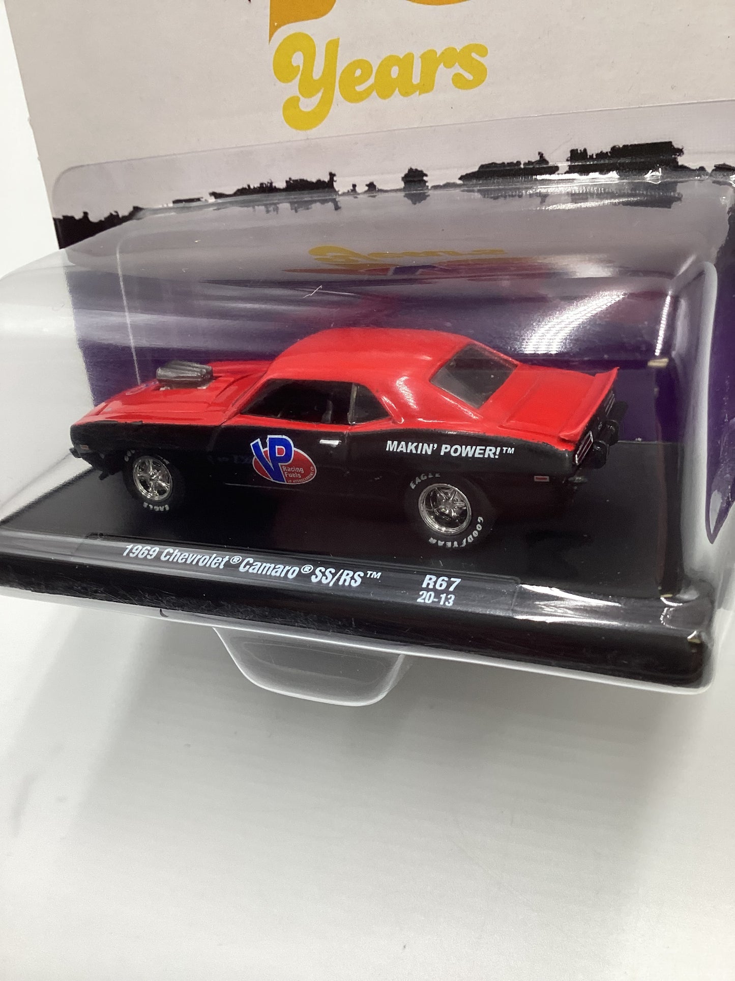 M2 Machines Drivers VP Racing 1969 Chevrolet Camaro SS/RS R67 Black/Red 189B