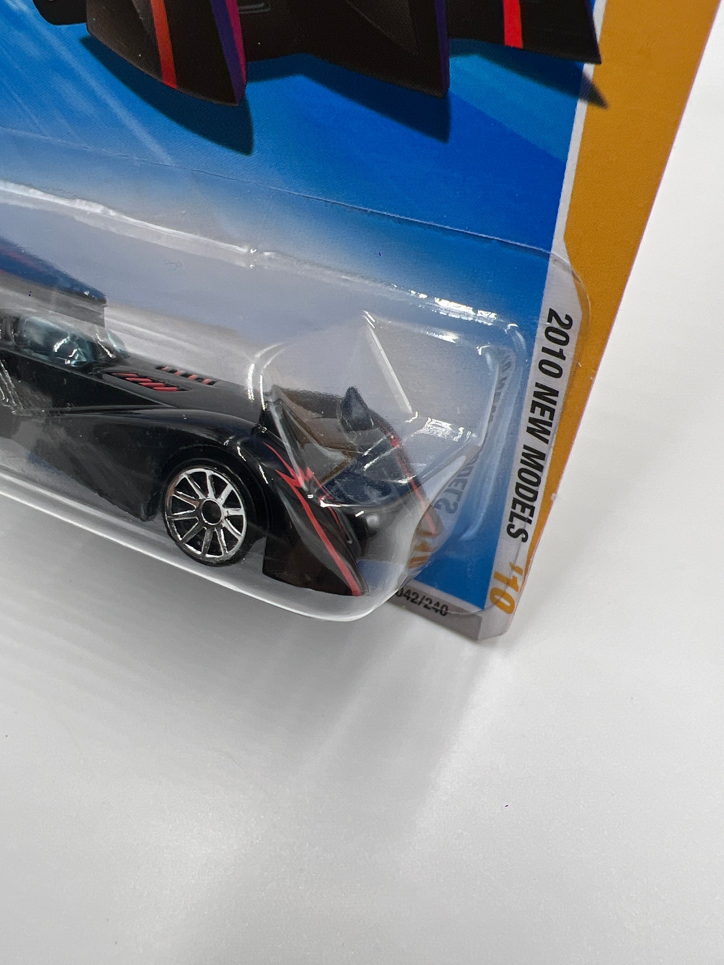 2010 Hot Wheels #42 Batmobile Black 120C