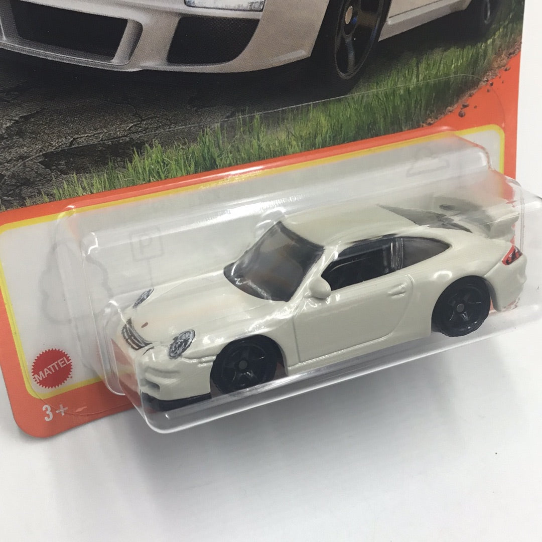 2024 matchbox #73 Porsche 911 GT3 211J