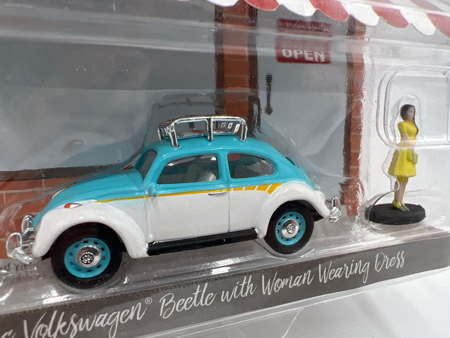 Greenlight The Hobby Shop Series 1 Classic Volkswagen Beetle With Woman Wearing Dress 182D