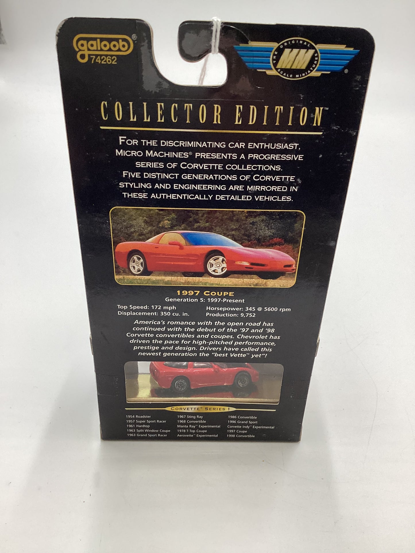 Micro Machines Collectors Edition Corvette Series 1 1997 Coupe Red 1/20000 SR CE 14