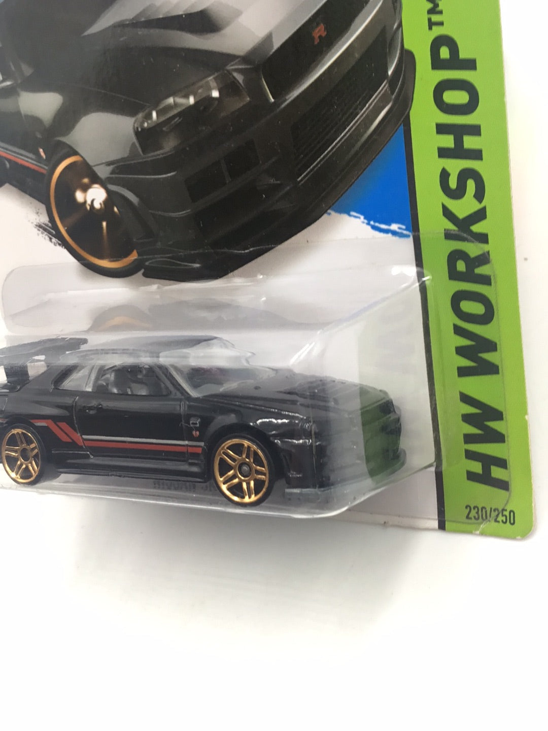 2014 Hot Wheels #230 Nissan Skyline GT-R (R34) with Protector