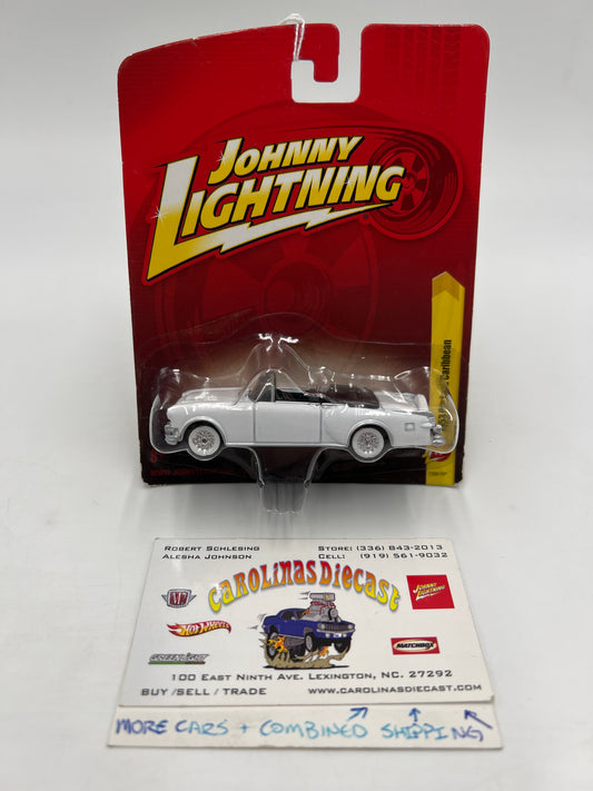 Johnny Lightning #14 1953 Packard Caribbean White 223F