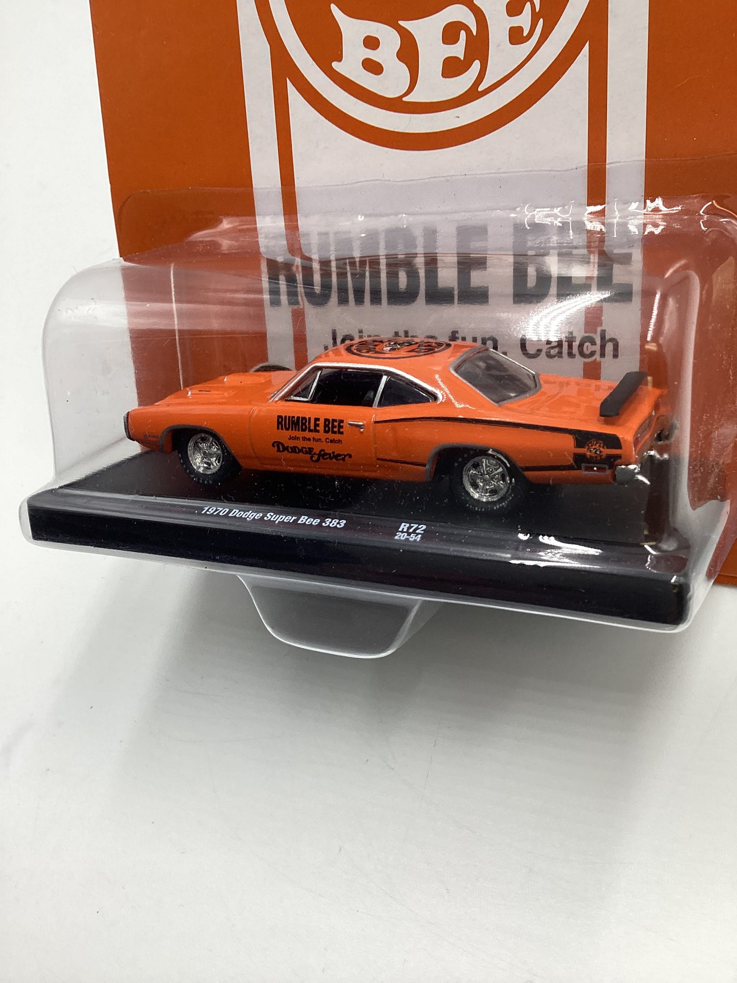 M2 Machines Auto Drivers Dodge 1970 Dodge Super Bee 383 Orange R72 193H