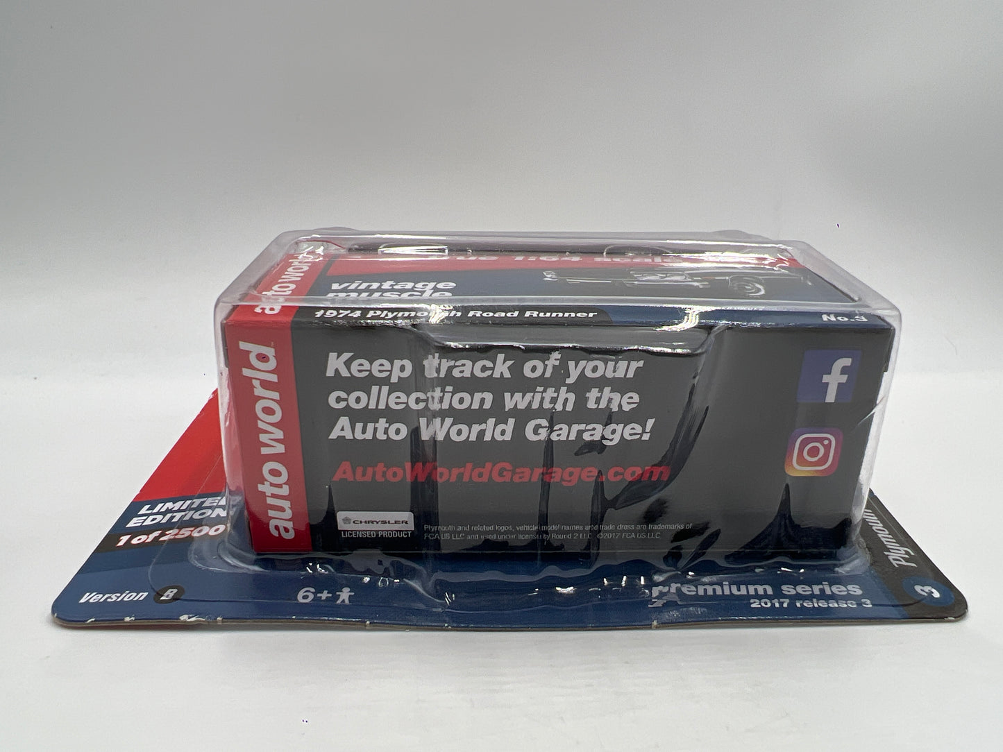 Auto World Vintage Muscle Release 3 Version B 1/2500 1974 Plymouth Road Runner Black