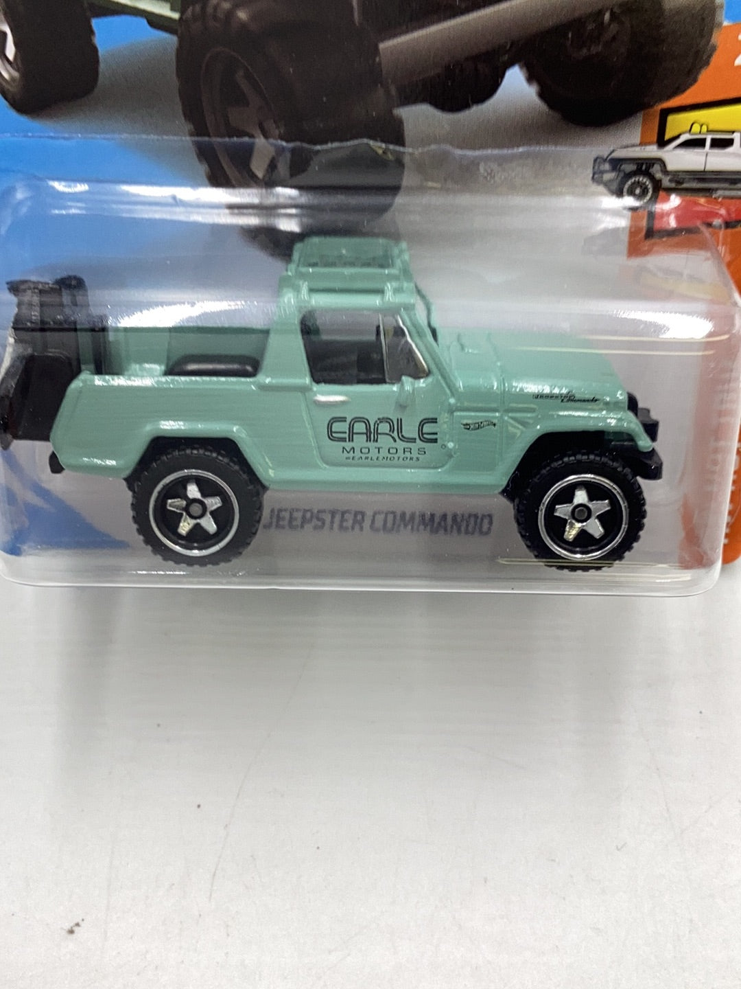 2019 Hot wheels #84 67 Jeepster Commando 42C