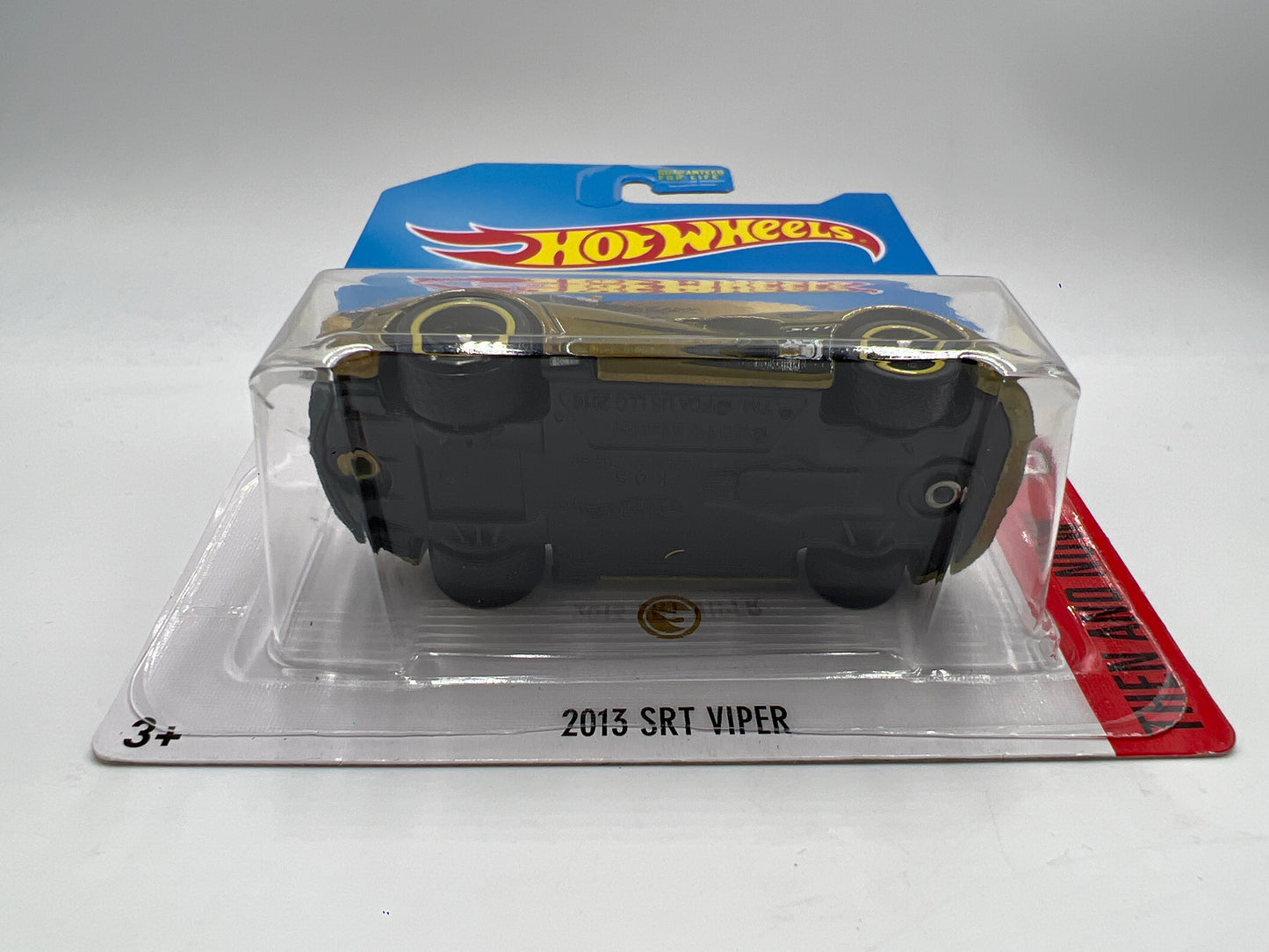 2017 Hot Wheels Super Treasure Hunt 2013 SRT Viper Gold W/Protector