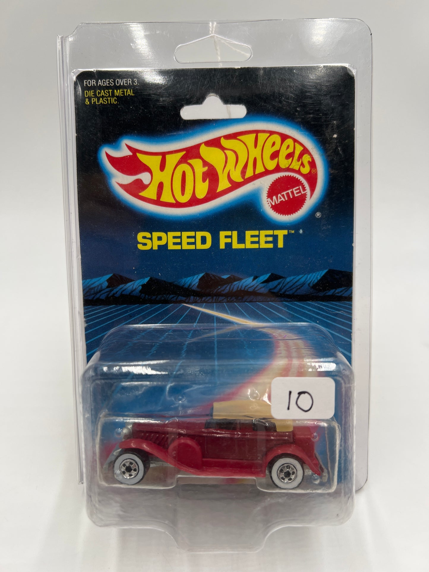 Hot Wheels Original 1986 Speed Fleet #2533 31 Doozie Burgundy  W/Protector Blister Not Perfect