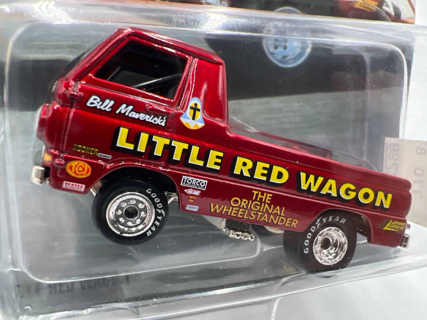 Johnny Lightning Show Stoppers Bill Maverick Goldens Little Red Wagon 231E