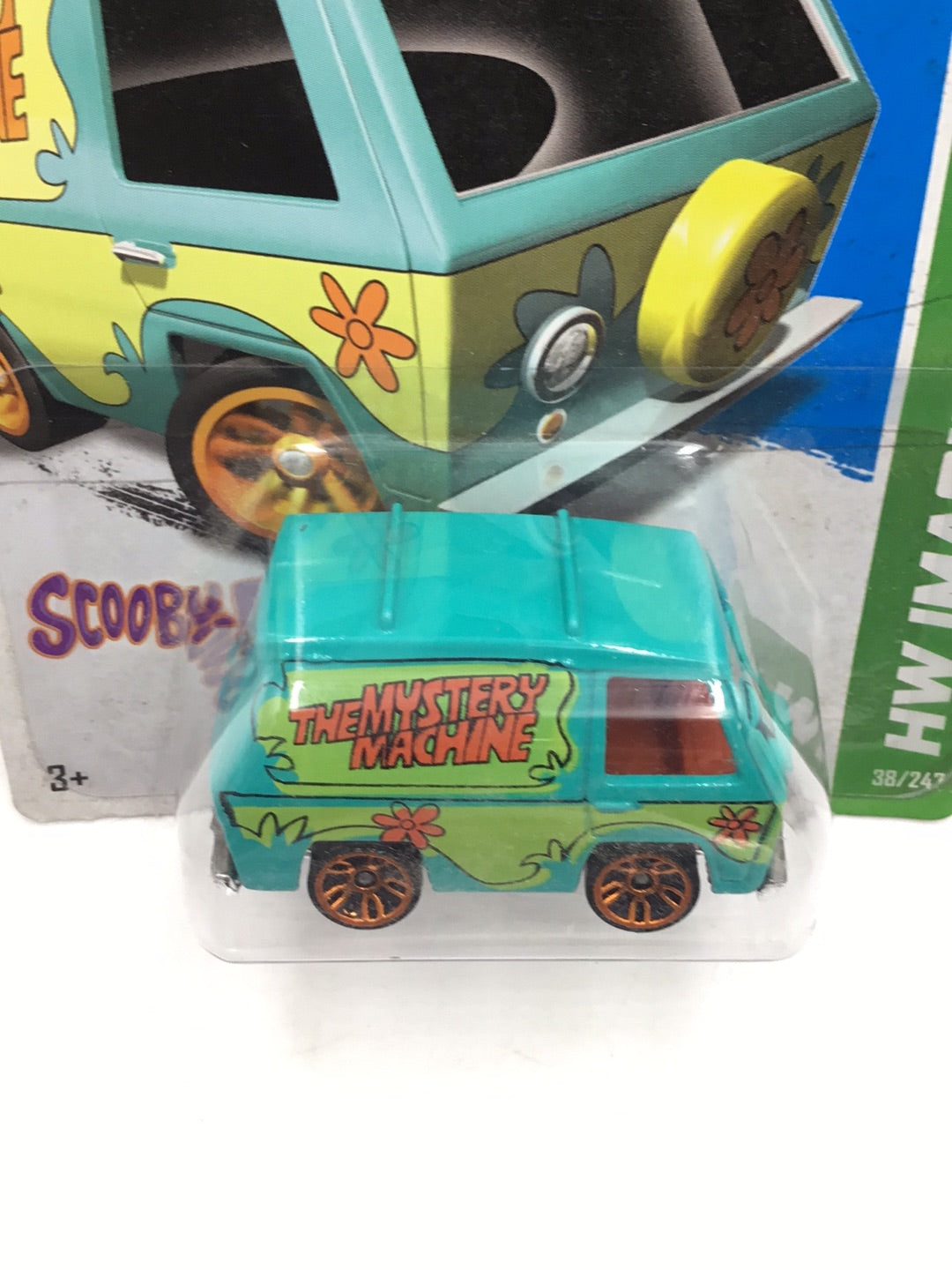 2012 Hot wheels #38 The Mystery Machine CC2