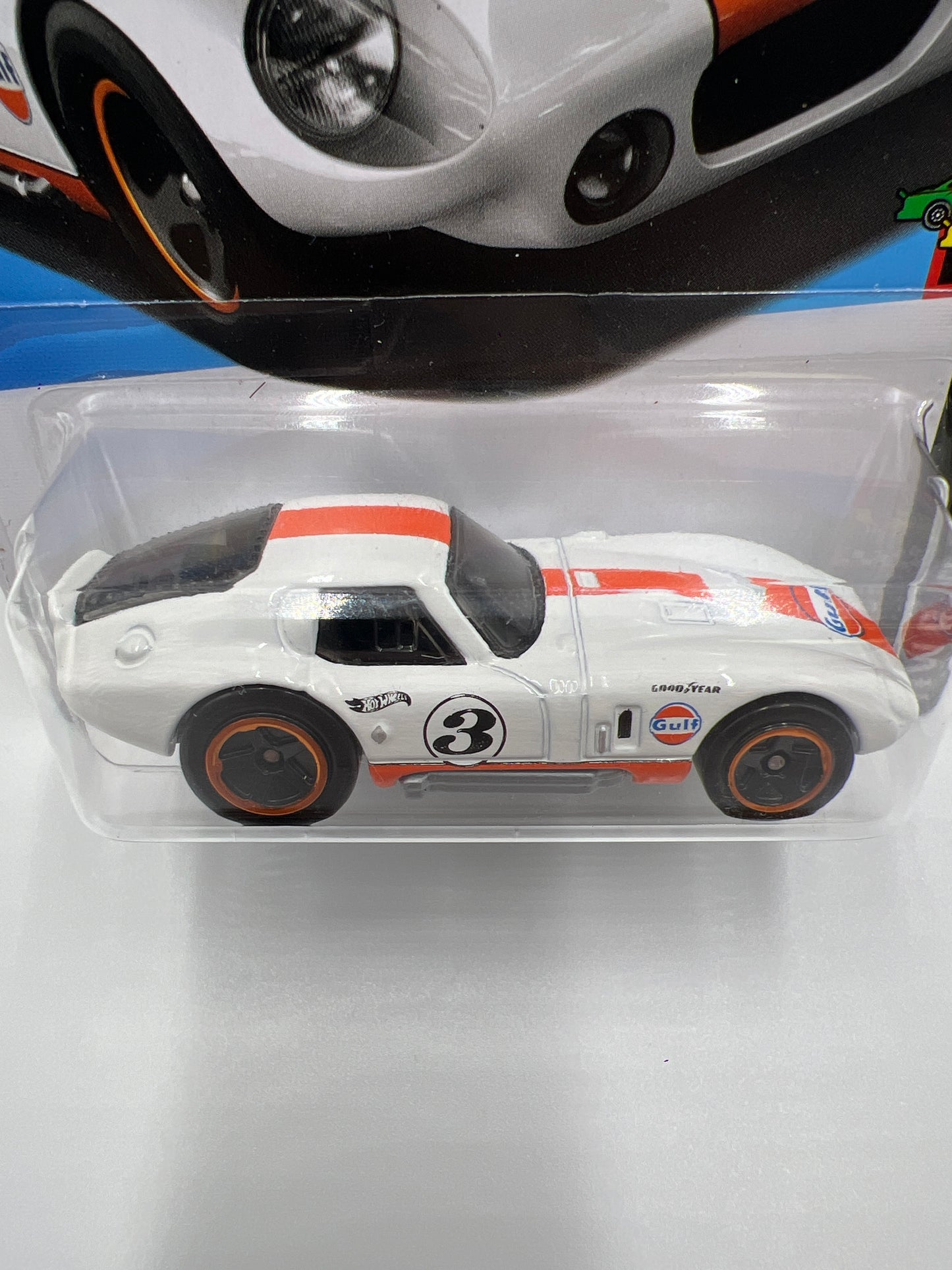 2024 Hot Wheels Walgreens Exclusive Race Day #122 Shelby Cobra Daytona Coupe Gulf White 239F