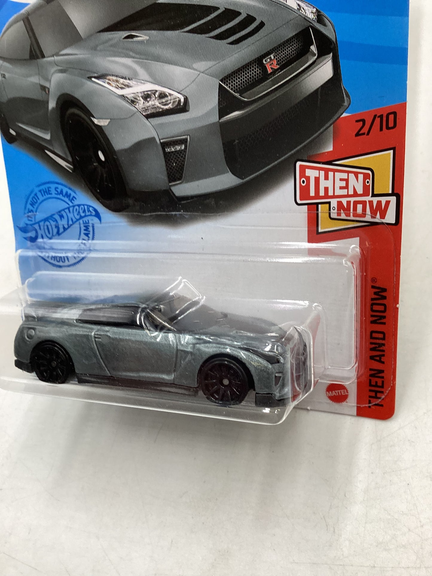 2021 Hot wheels #79 17 Nissan GT-R (R35) Gray *Bad Card* 82F