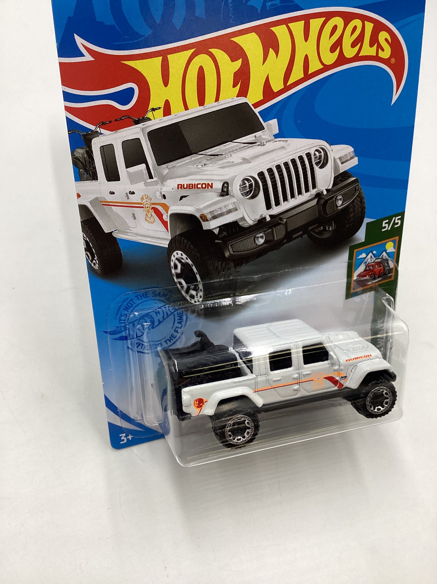 2021 Hot wheels #117 20 Jeep Gladiator White dollar general exclusive 152B