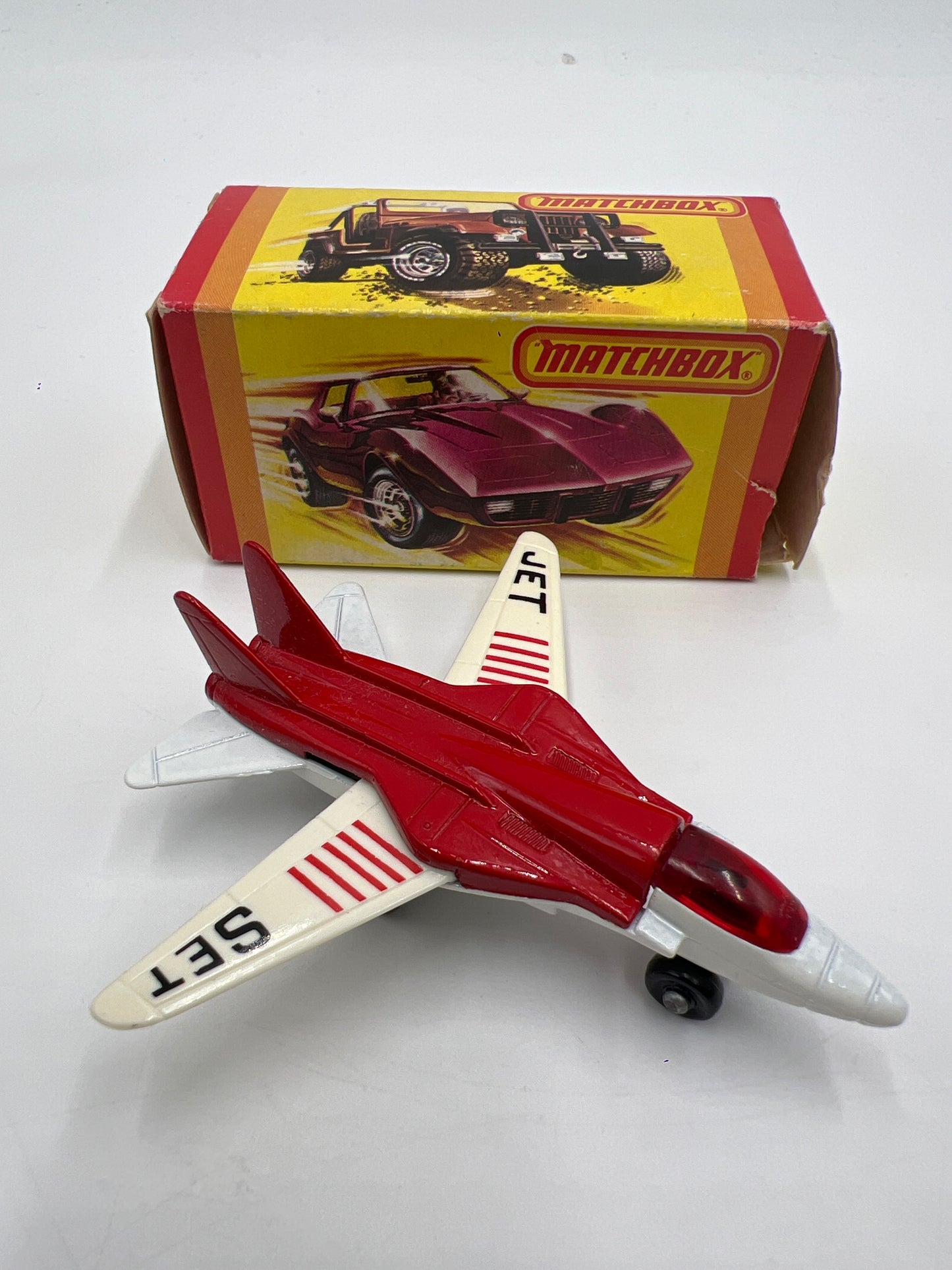 Matchbox #27 Swing Wing Jet W/Box Jet Set