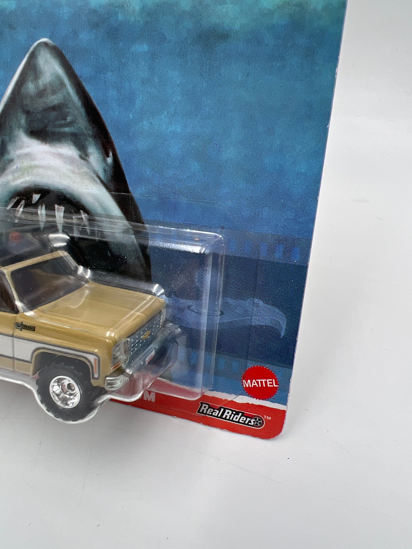 Hot Wheels Premium Jaws 1975 Chevy Blazer Custom W/Protector