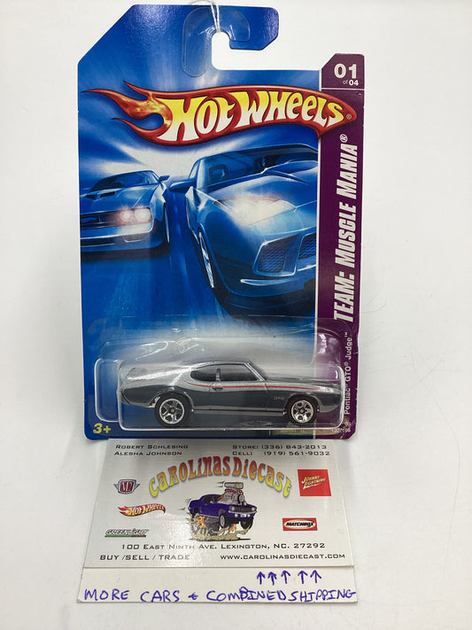 2008 Hot Wheels HW Team: Muscle Mania #133 Pontiac GTO Judge Silver Card Not Perfect 44C