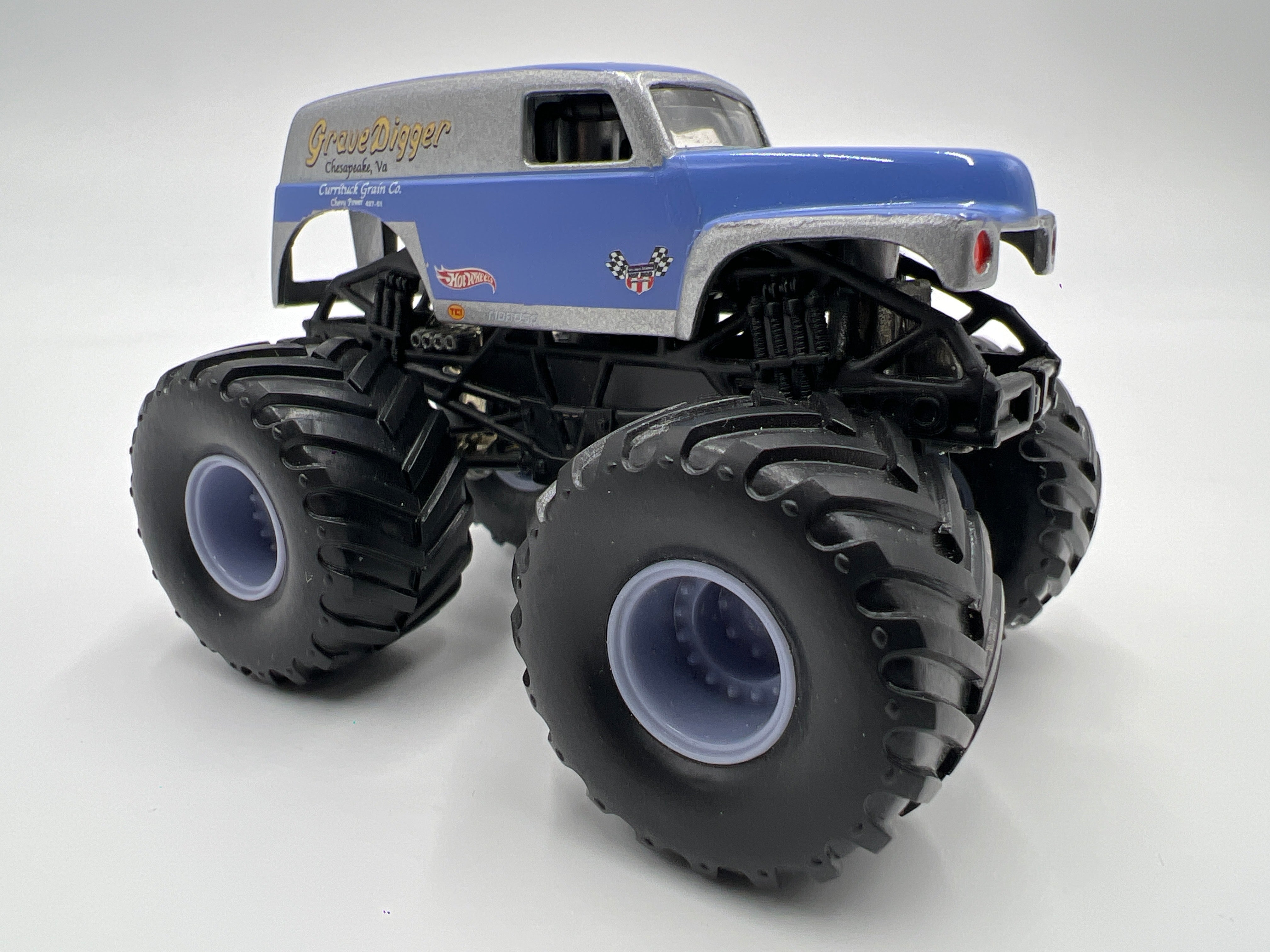 Hot Wheels 1:64 Monster Jam Small Wheel/Metal Base Grave Digger