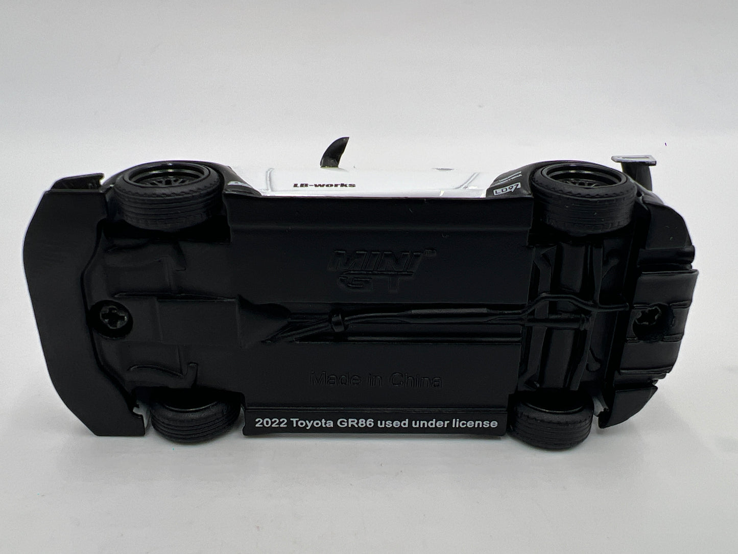 Mini GT #769 MiJo Exclusive Toyota GR86 LB Nation White