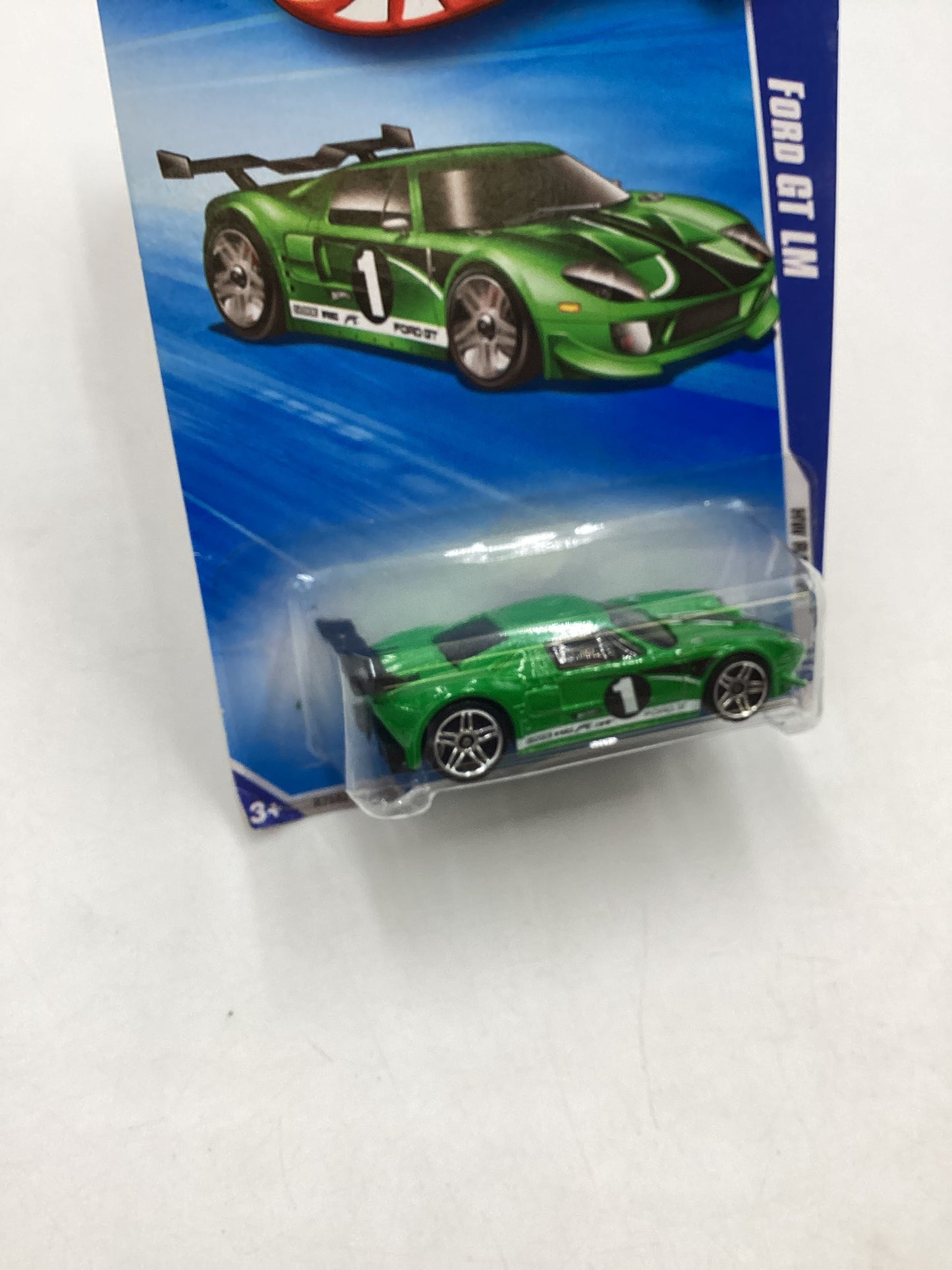 2010 Hot Wheels #157 Green Ford GT LM 30E